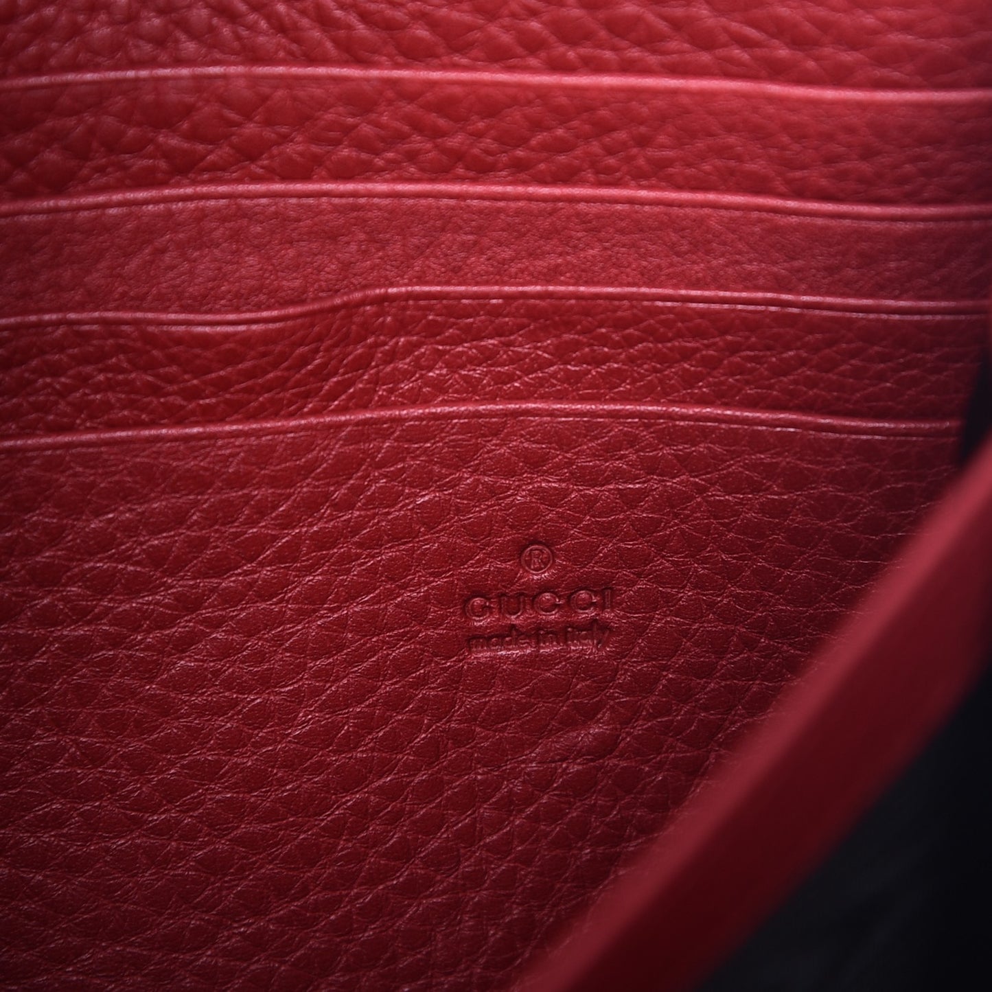 Calfskin GG Marmont Chain Wallet Vulcanic Red