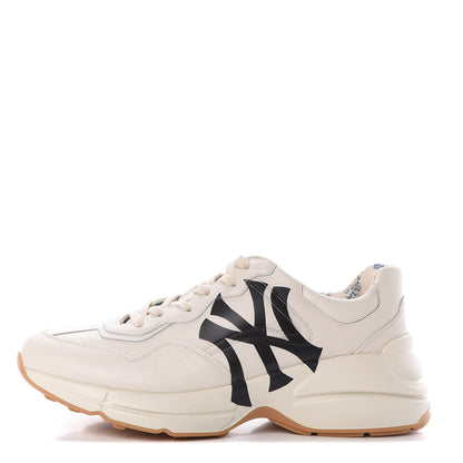 Gucci X MLB Calfskin NY Yankees Mens Rhyton Sneakers 8 Mystic White 1 of 10
