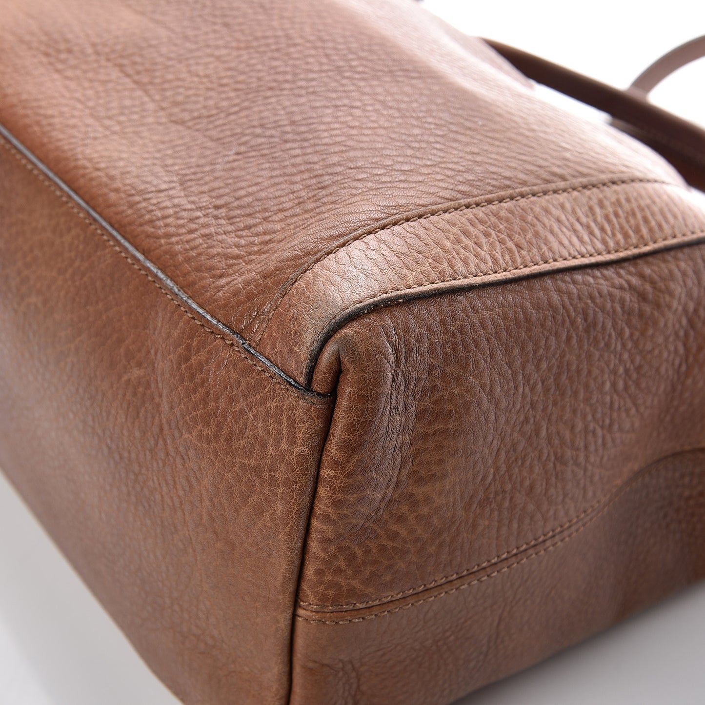 Pebbled Calfskin Medium Miss GG Top Handle Bag Light Cuir