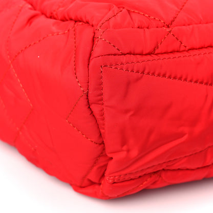 Marc Jacobs Nylon Quilted Small Weekender Bag True Red 7 of 8
