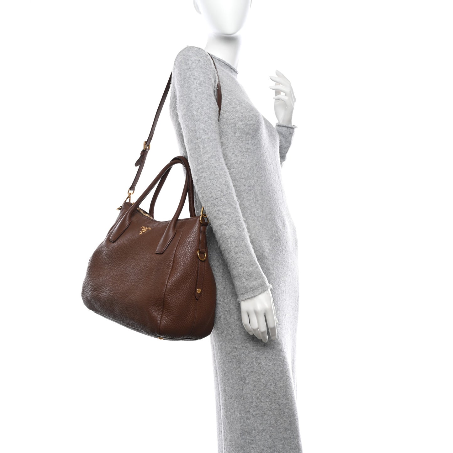Vitello Daino Shoulder Bag Tabacco