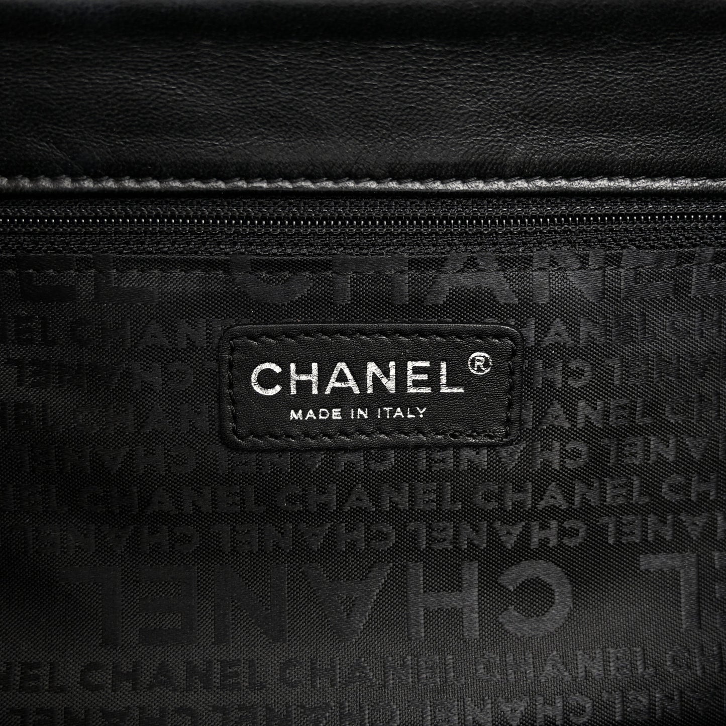 Woven Tweed CC Flap Dark Grey