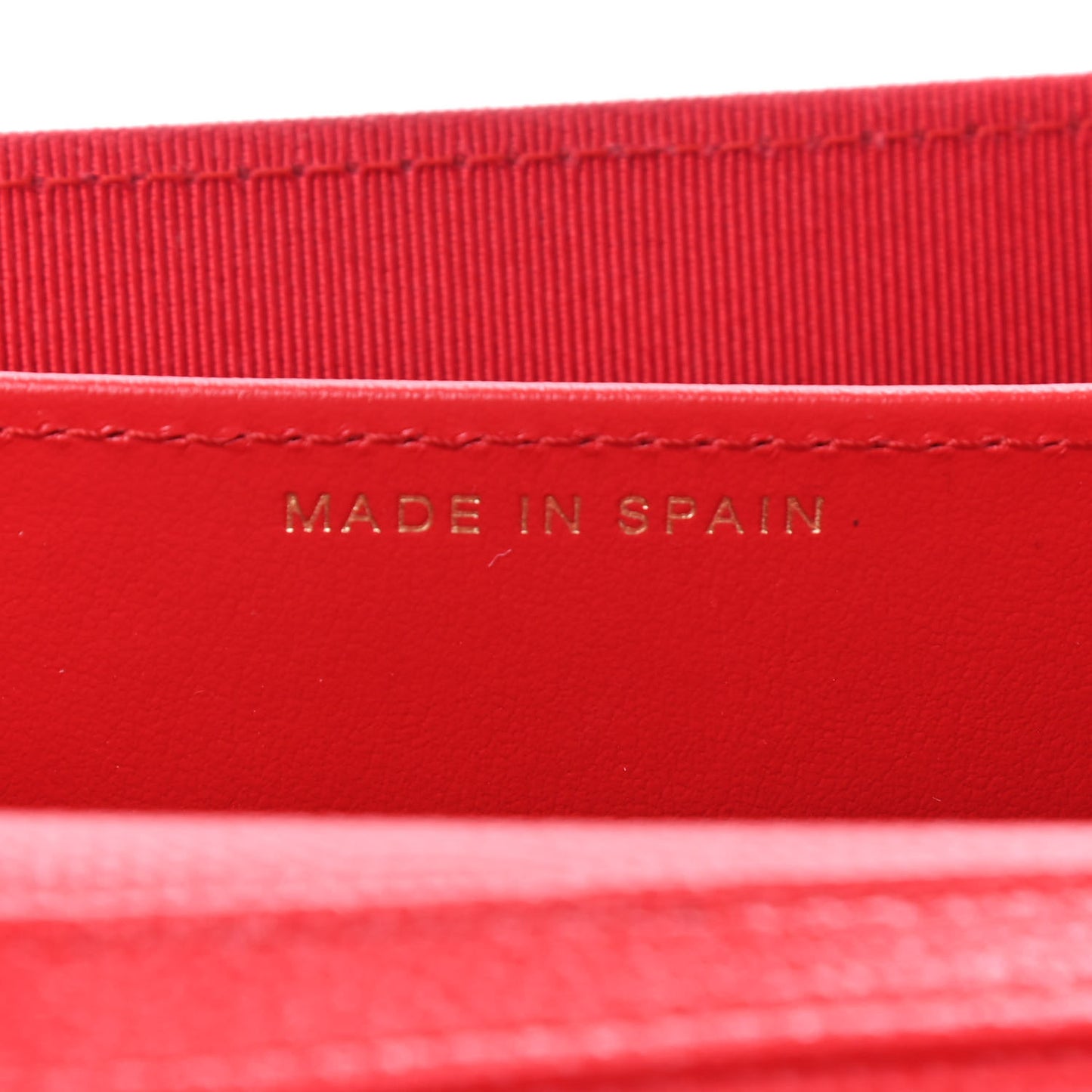 Caviar Quilted Flap Card Holder On Chain Red
