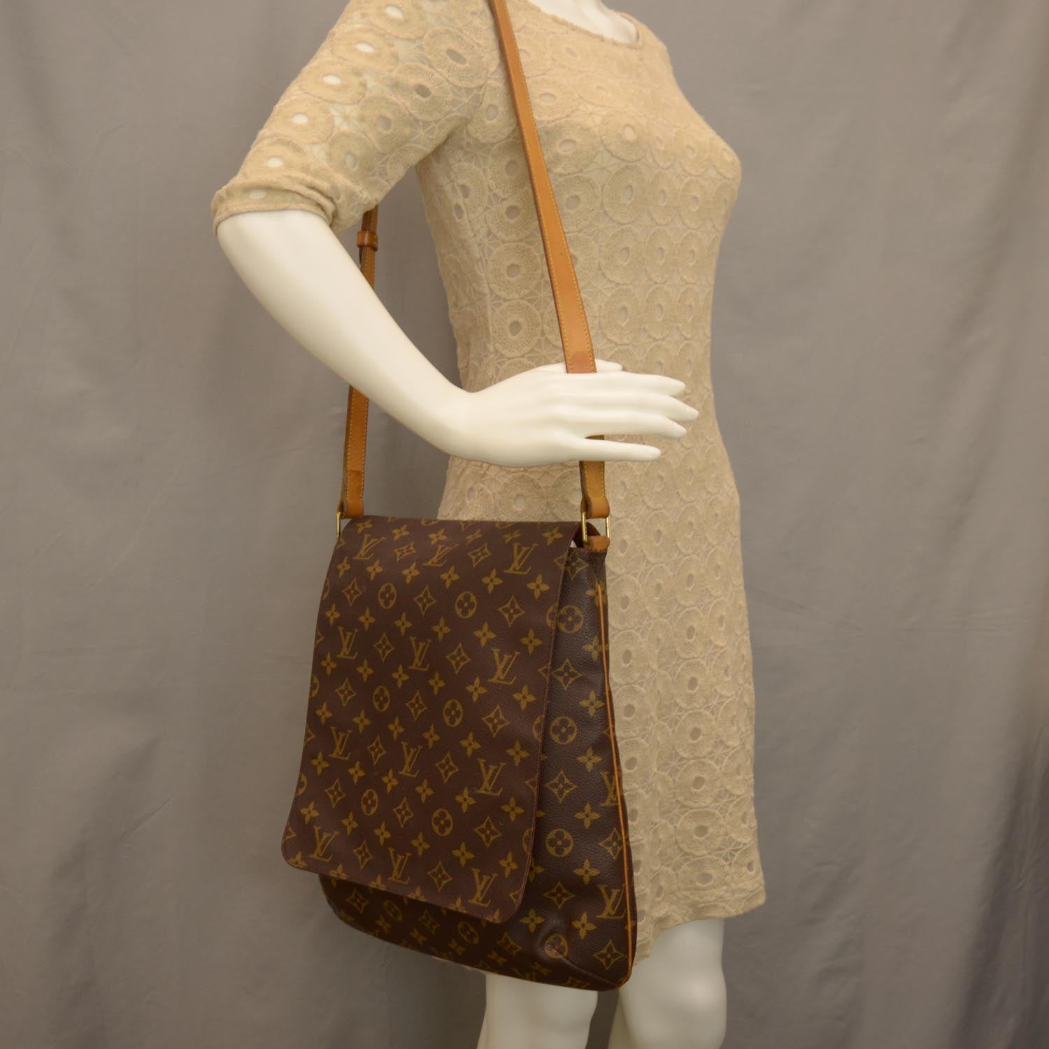 Louis Vuitton Monogram Musette GM 2 of 9
