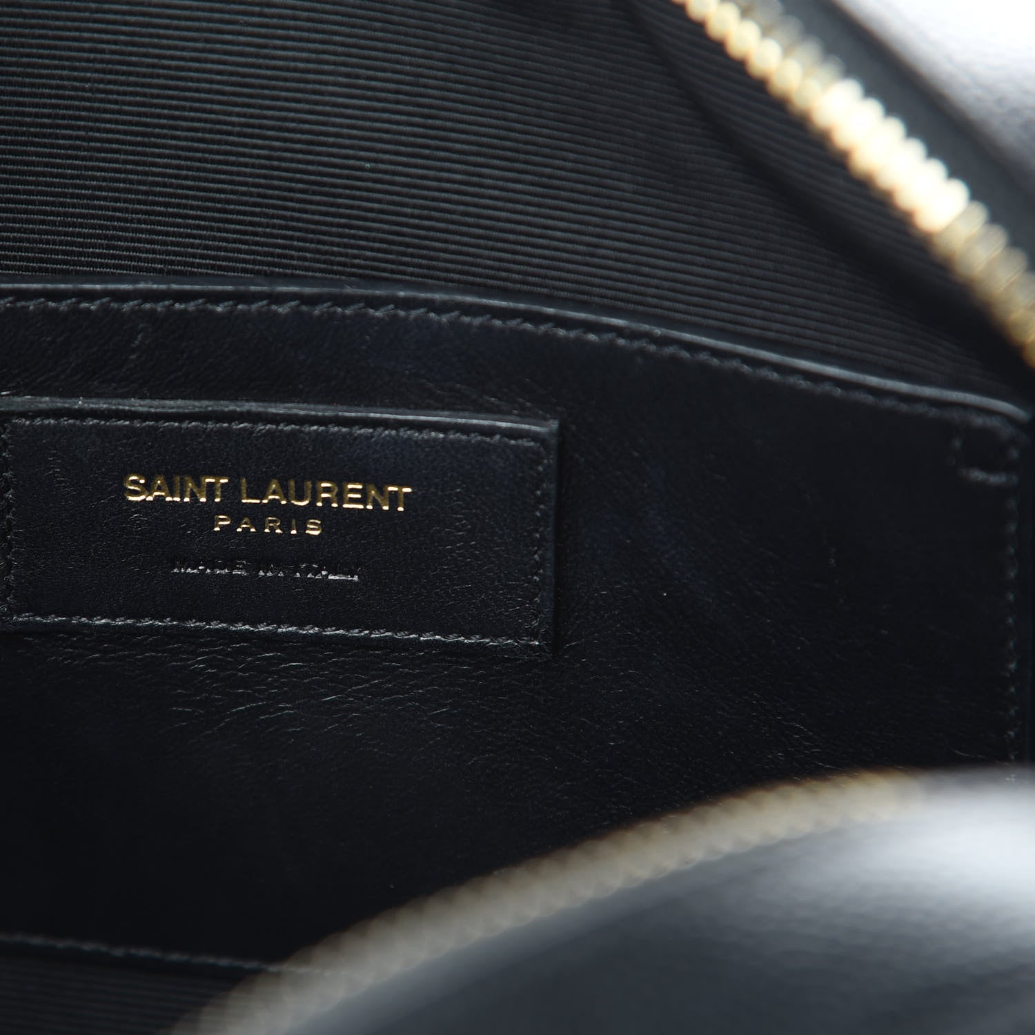 Saint Laurent Grain De Poudre Medium Classic Monogram Camera Bag Black 6 of 10