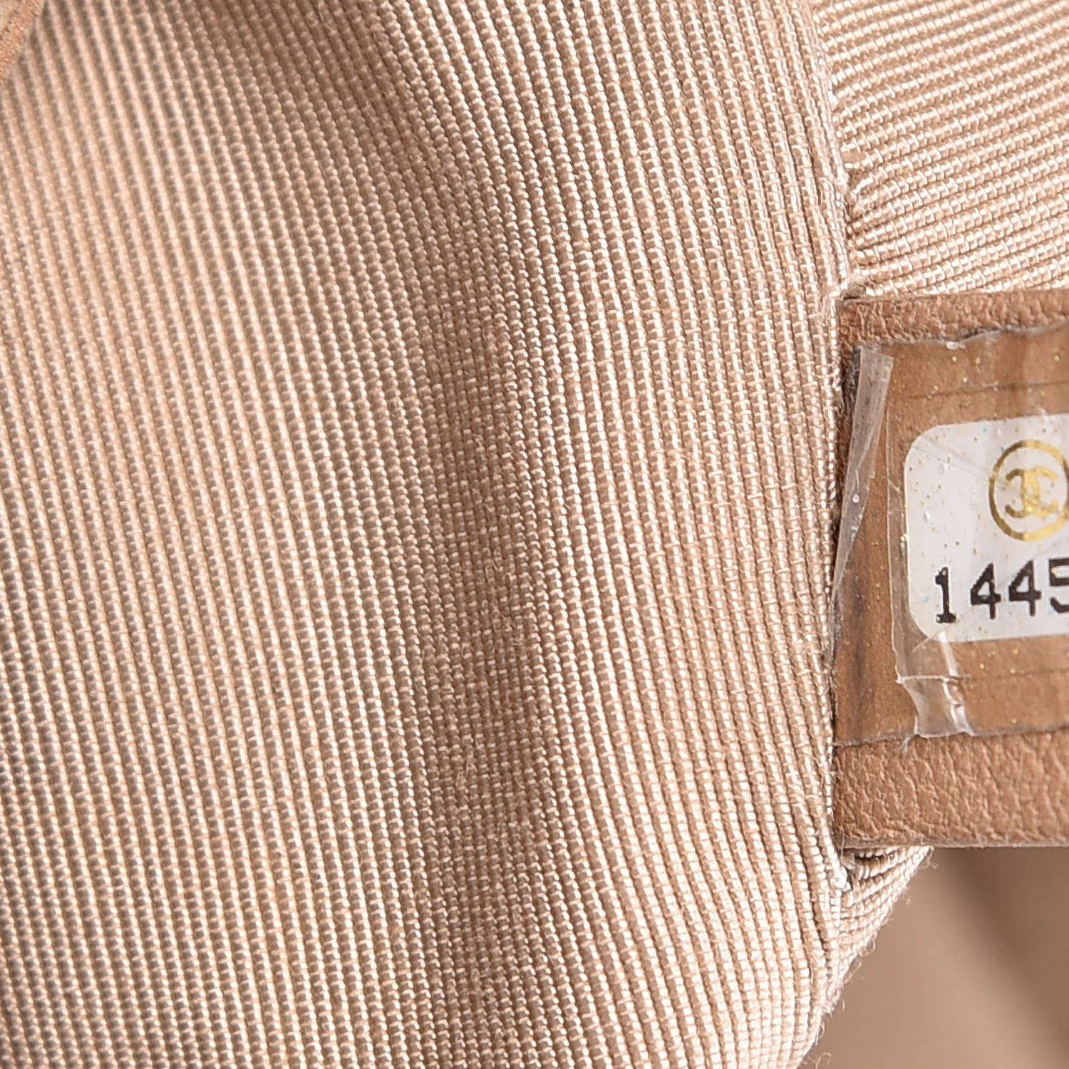 Chanel Caviar Quilted Expandable Zip Shoulder Bag Black 7 of 17