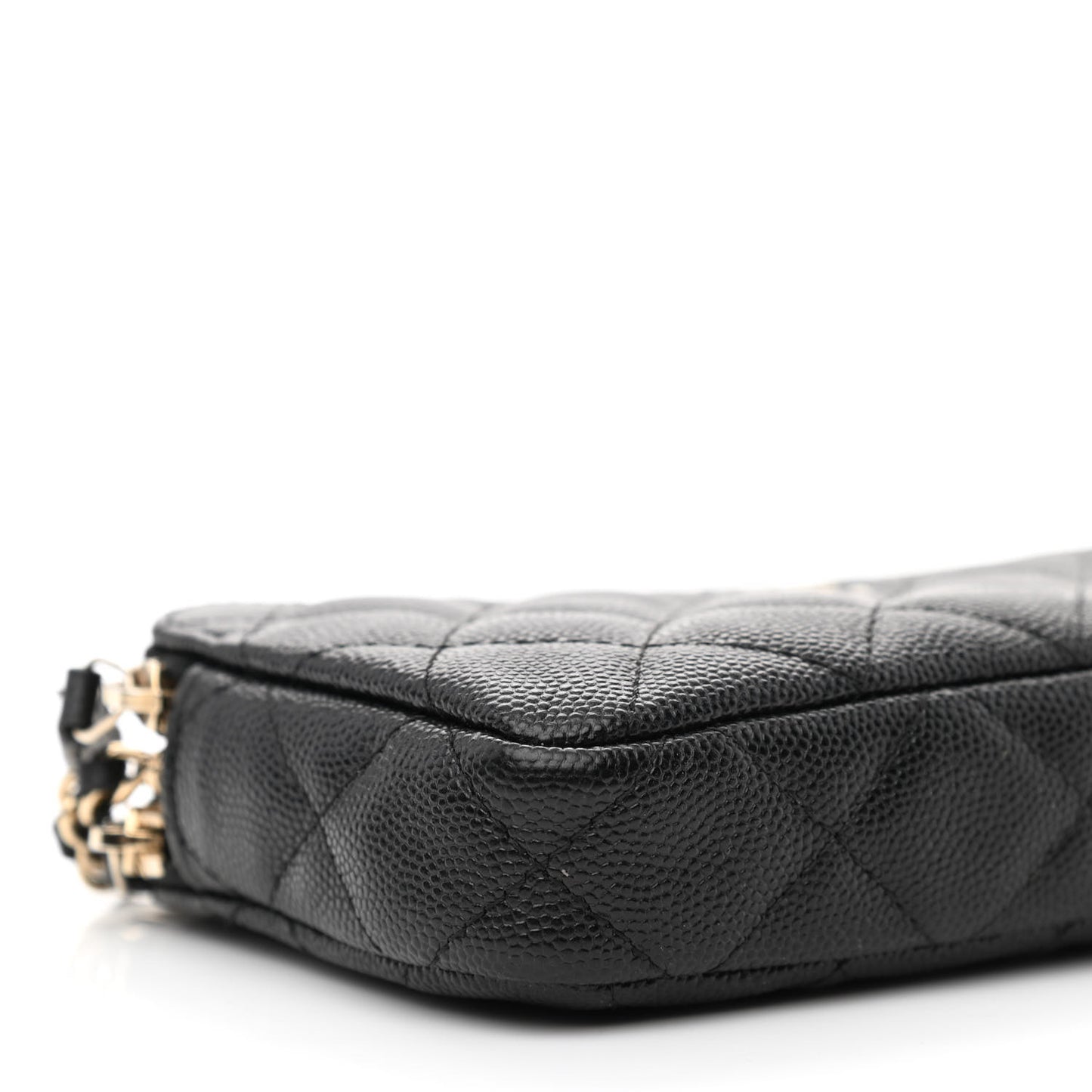 Caviar Quilted Small Clutch With Chain Black