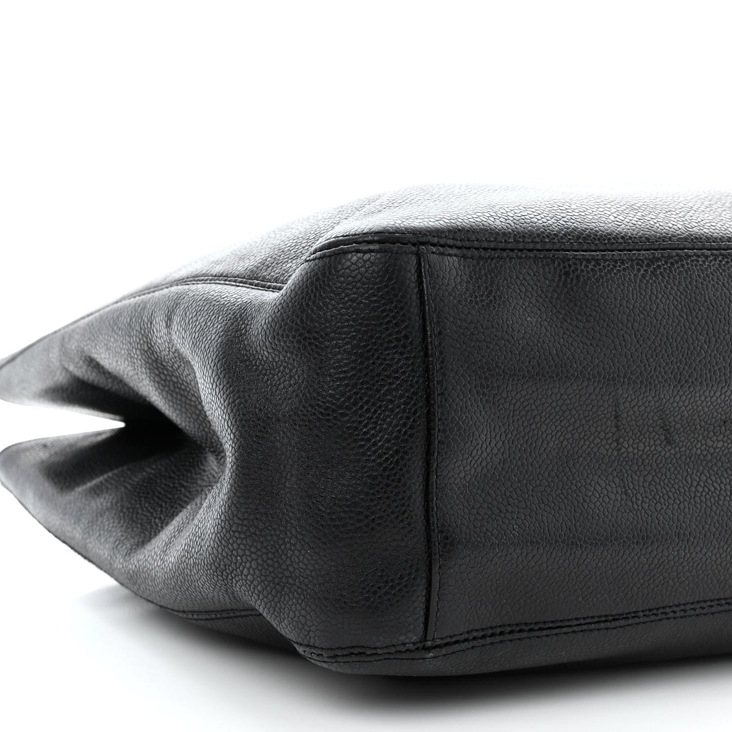 Caviar Shoulder Bag Black