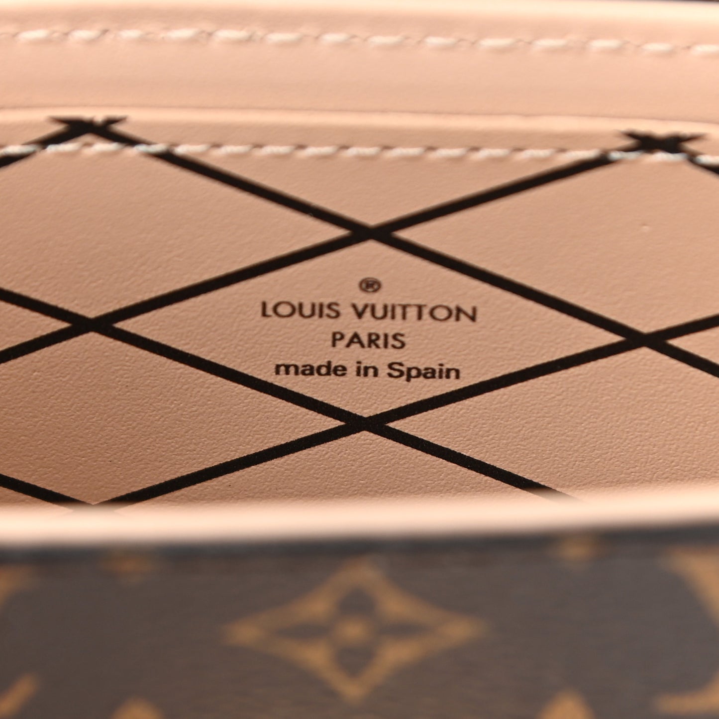 Monogram Essential Trunk NM Black