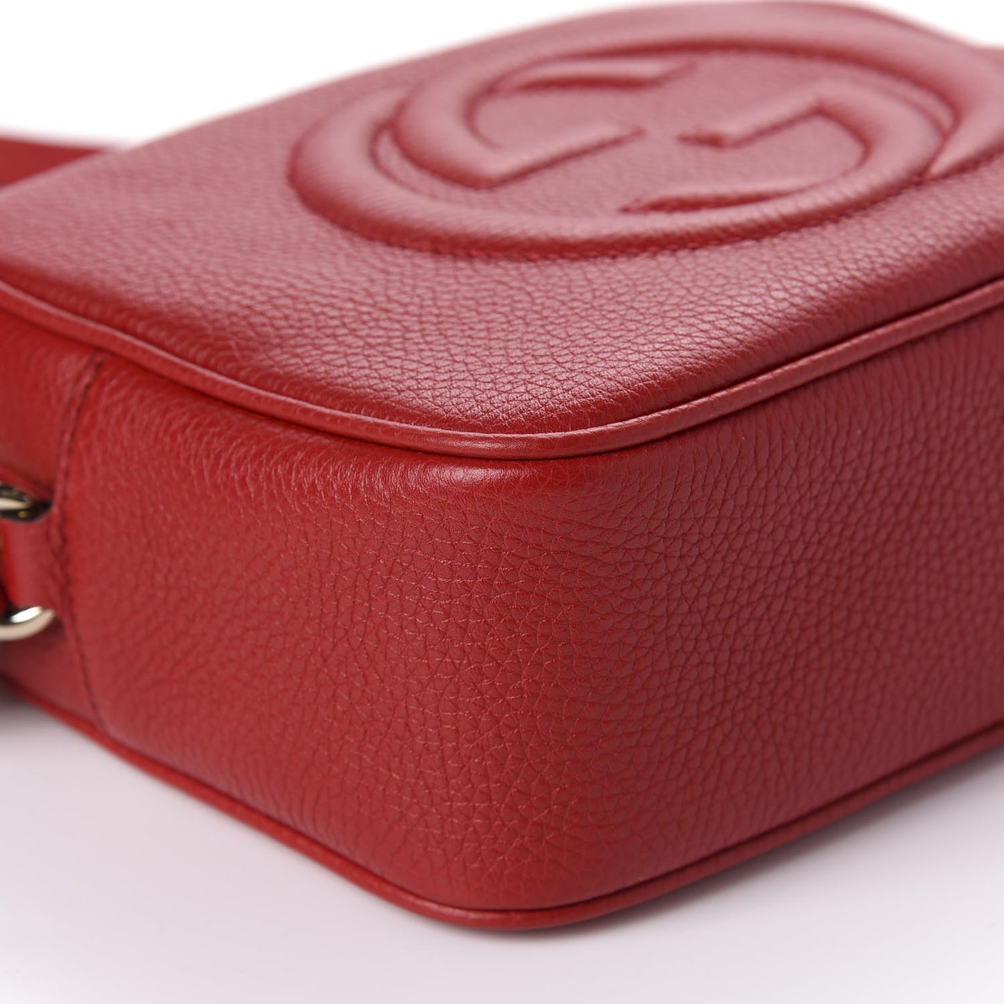 Pebbled Calfskin Small Soho Disco Bag Vibrant Red