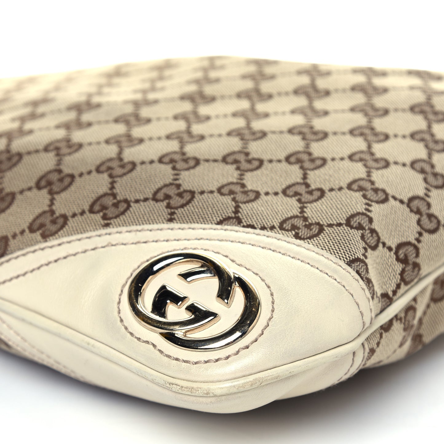 Monogram Medium New Britt Hobo Off White