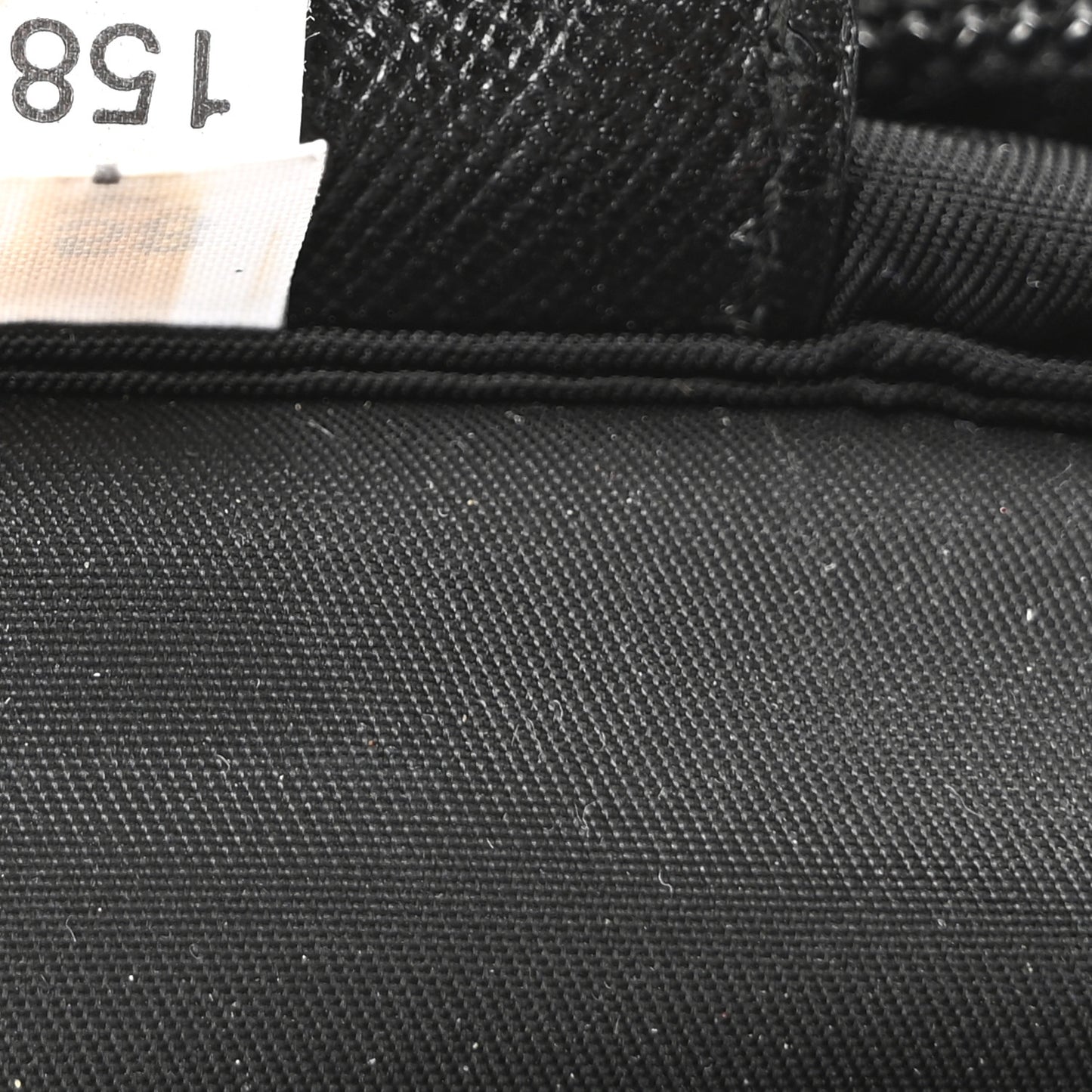 Tessuto Nylon Saffiano Flat Messenger Bag Black