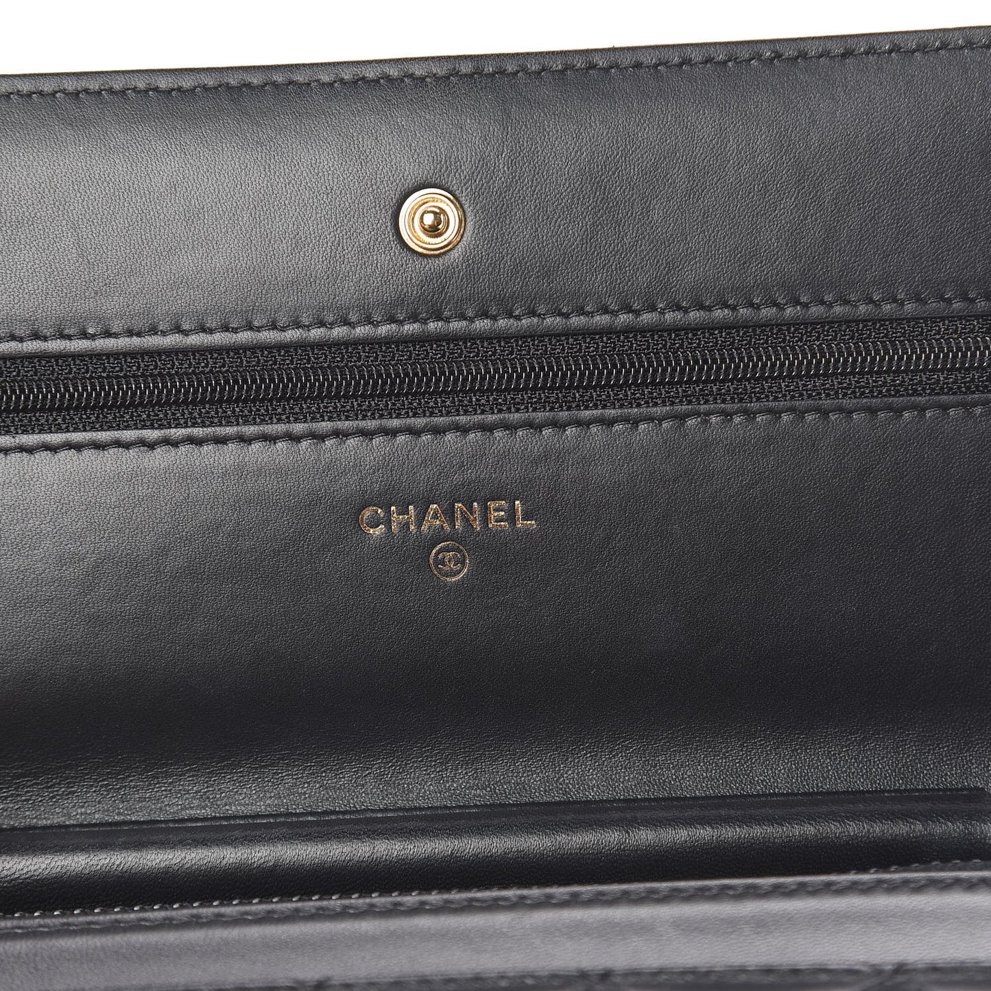 Lambskin Quilted Wallet On Chain WOC Black