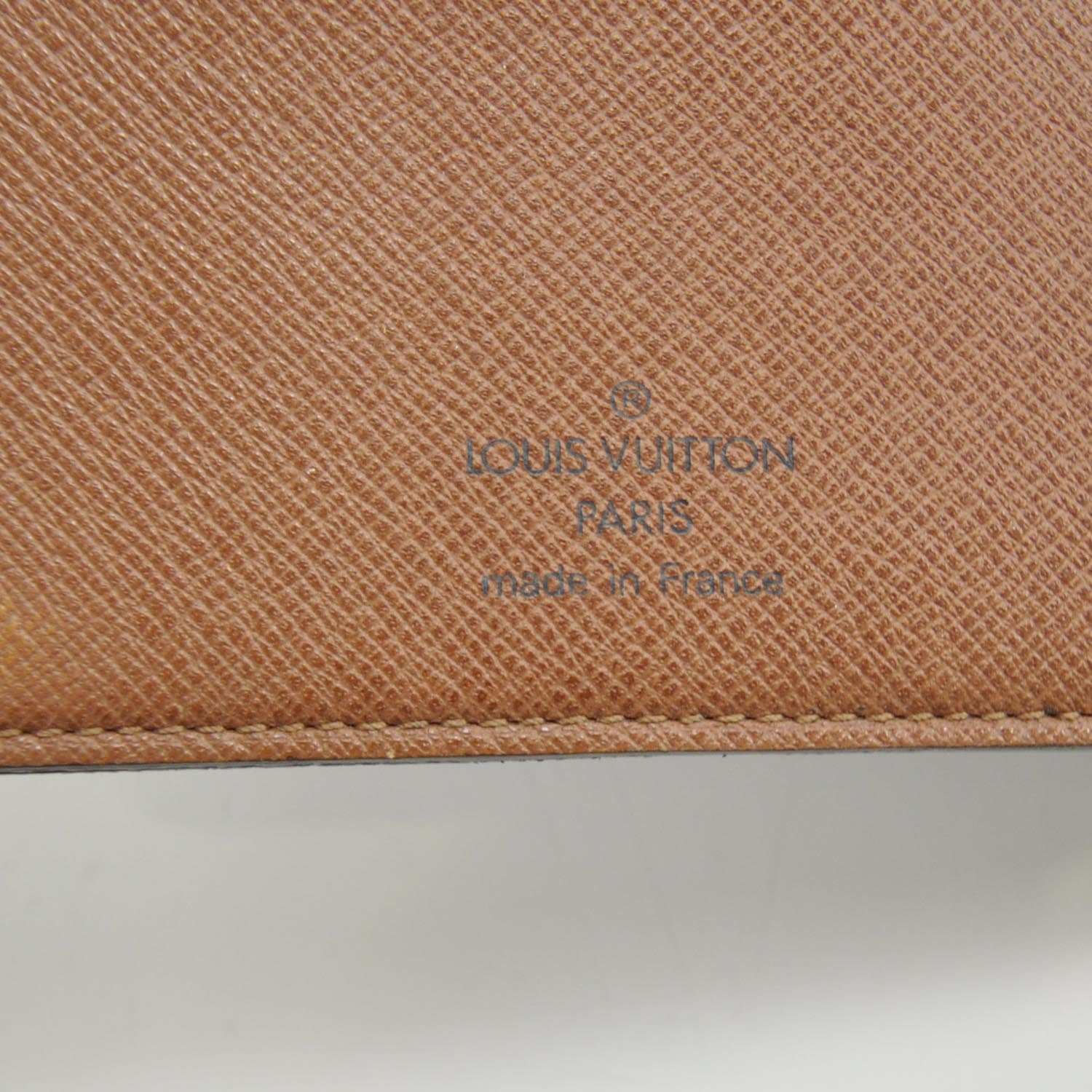 Louis Vuitton Monogram Medium Ring Agenda Cover 6 of 7