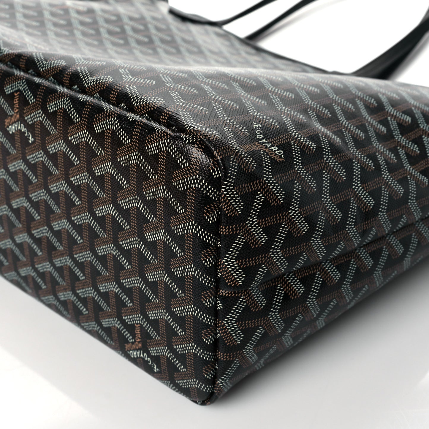 Goyardine Chien Gris Bag Black