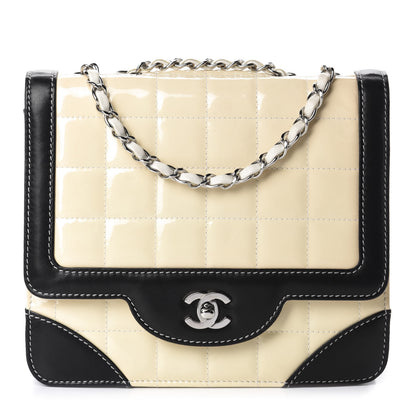 Chanel Lambskin Patent Chocolate Bar Flap White Black 1 of 11