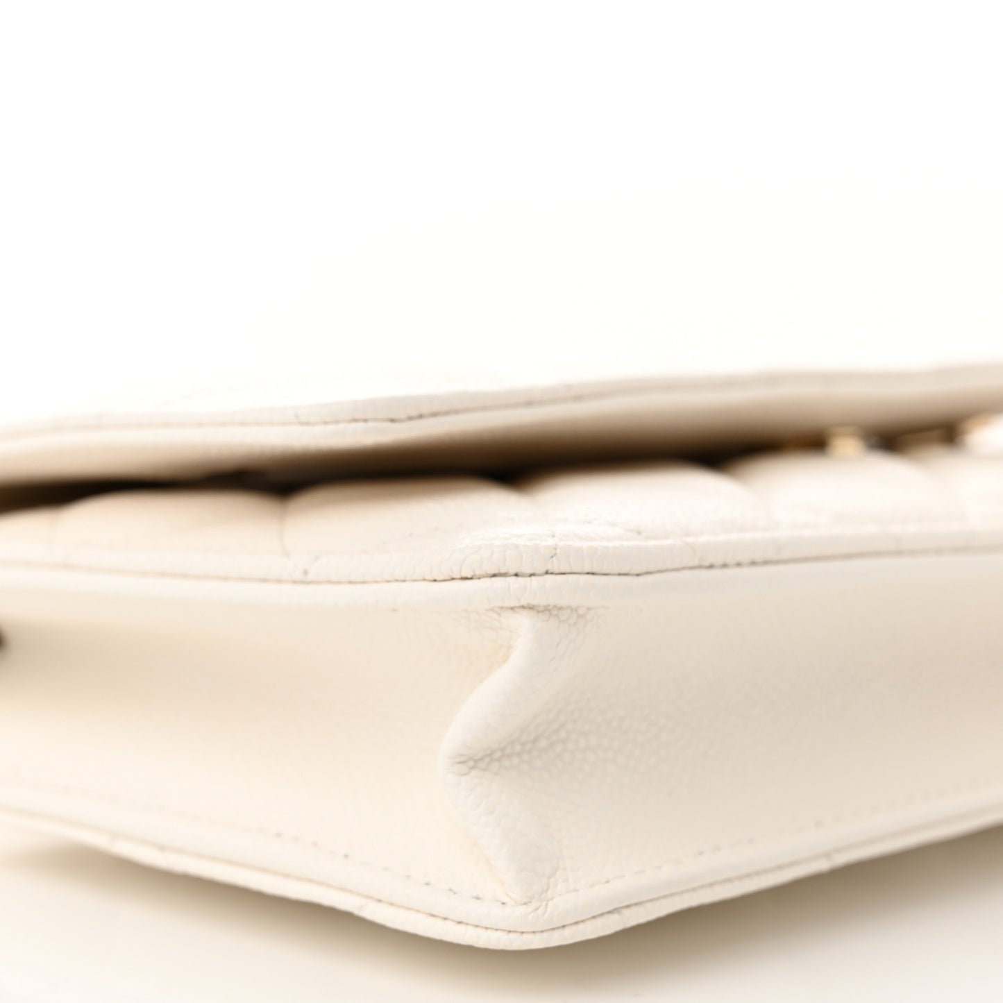 Caviar Quilted Wallet On Chain WOC White