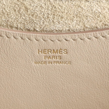 Hermes Taurillon Clemence Swift In-The-Loop 18 Bag Craie 6 of 10
