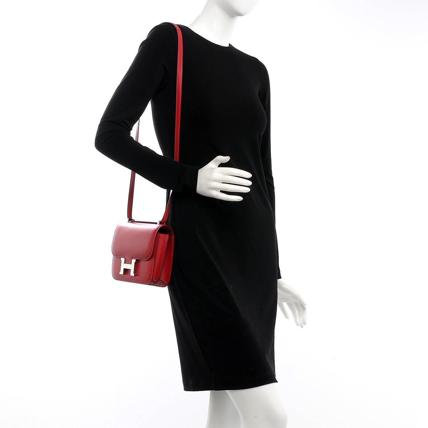 Hermes Tadelakt Constance 18 Rouge Vif 2 of 19