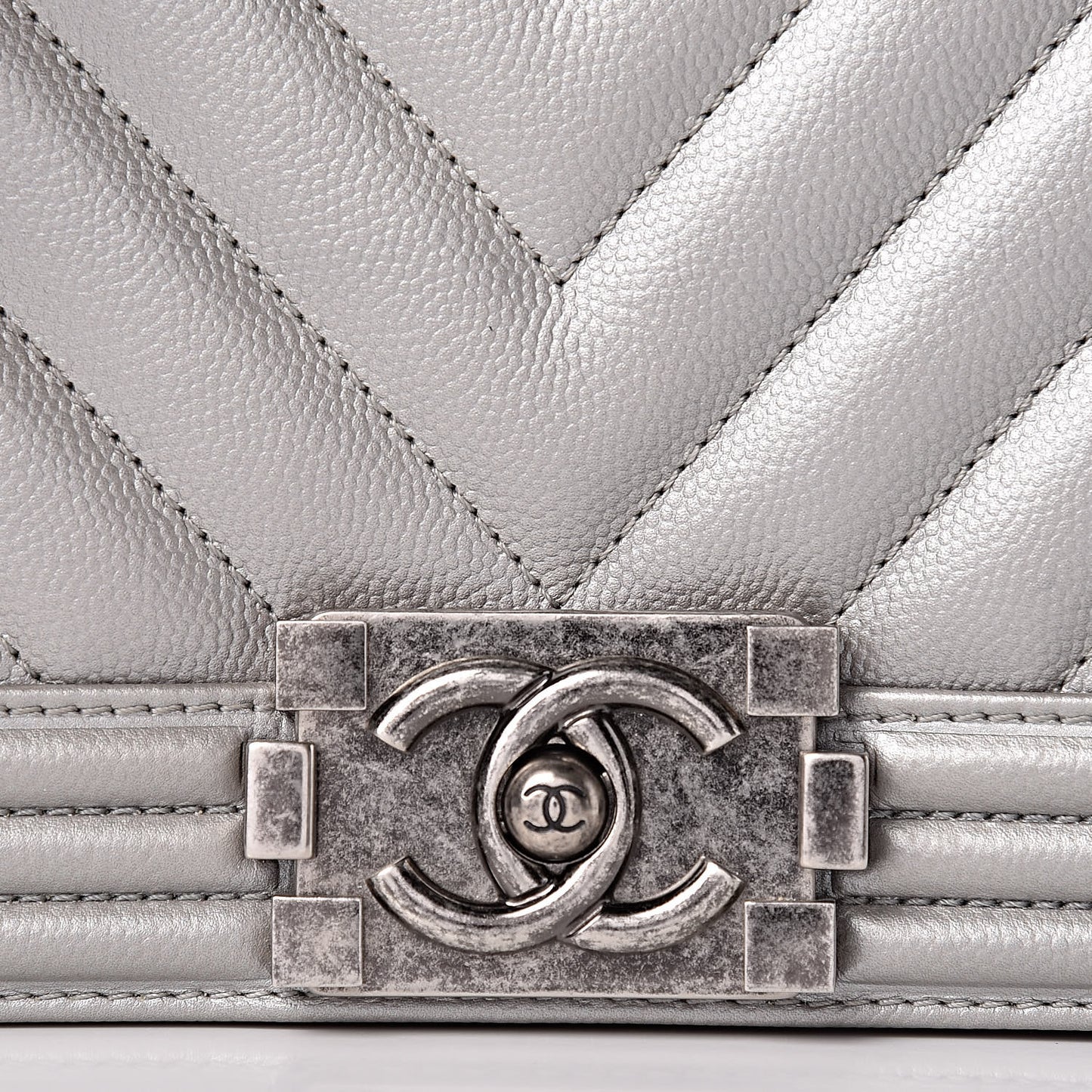 Metallic Caviar Chevron Quilted Medium Boy Flap Silver