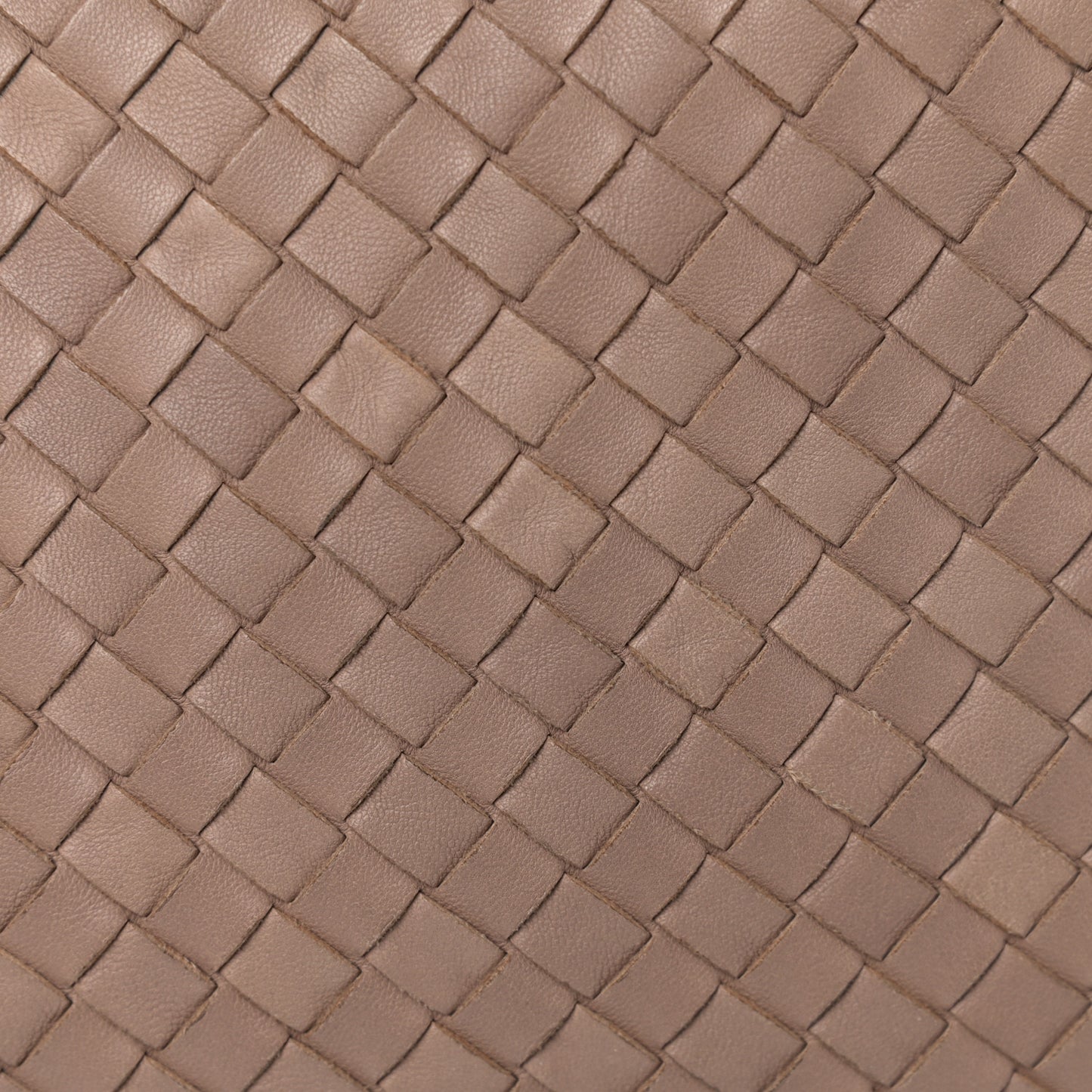 Nappa Intrecciato Large Veneta Hobo Camel