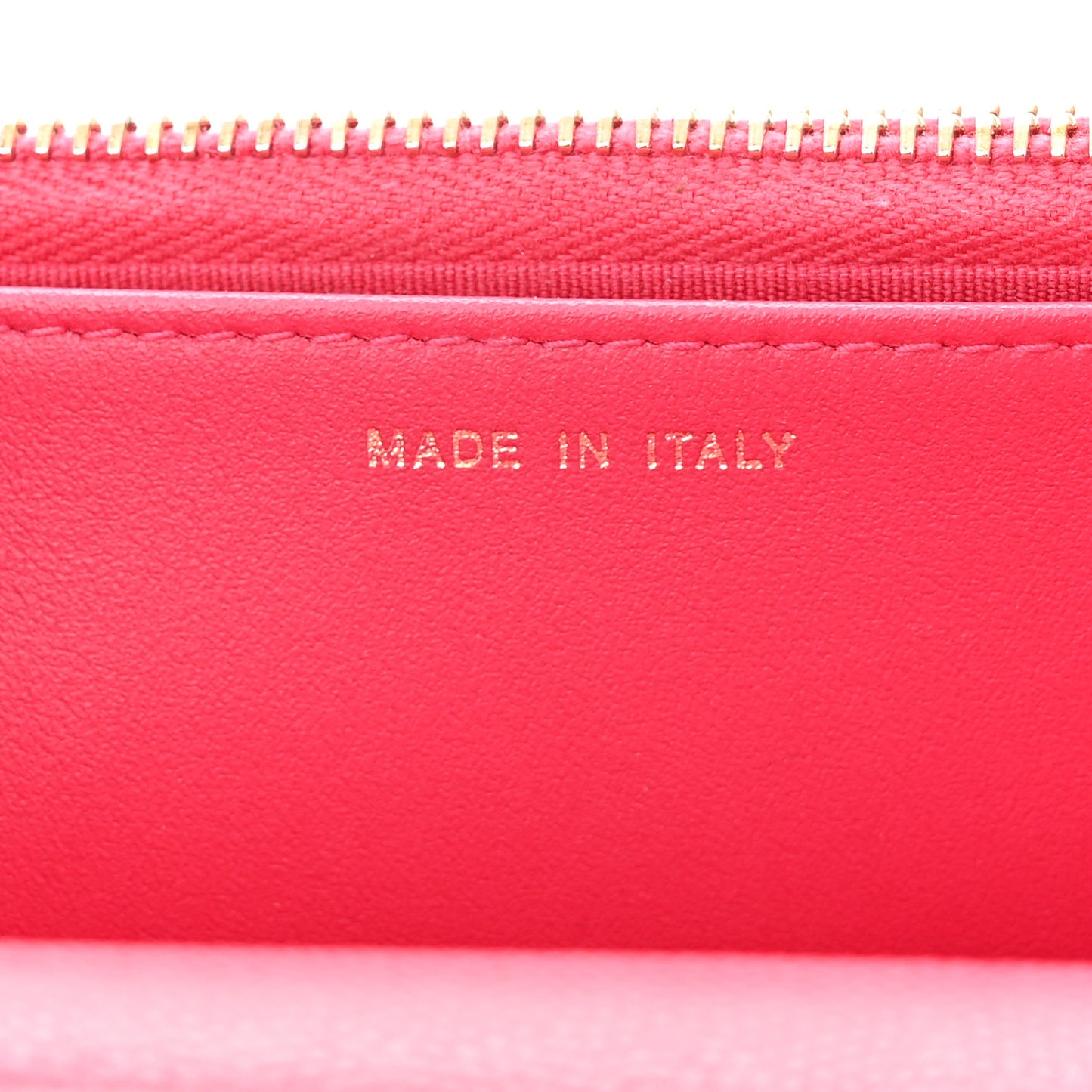 Caviar Quilted Golden Class Wallet On Chain WOC Fuchsia