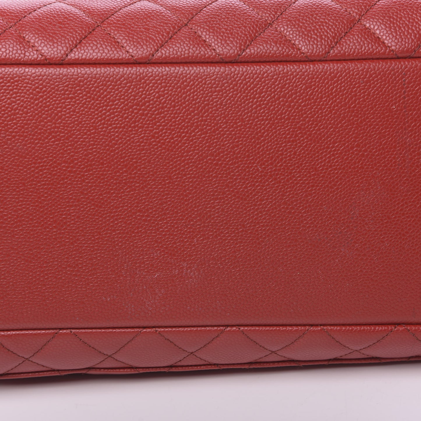 Caviar Quilted XL Grand Shopping Tote GST Red