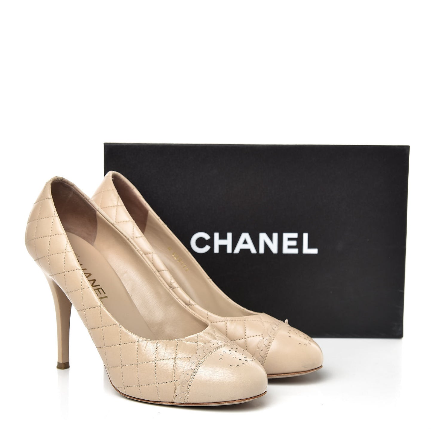 Calfskin Quilted Escarpins CC Pumps 39.5 Beige