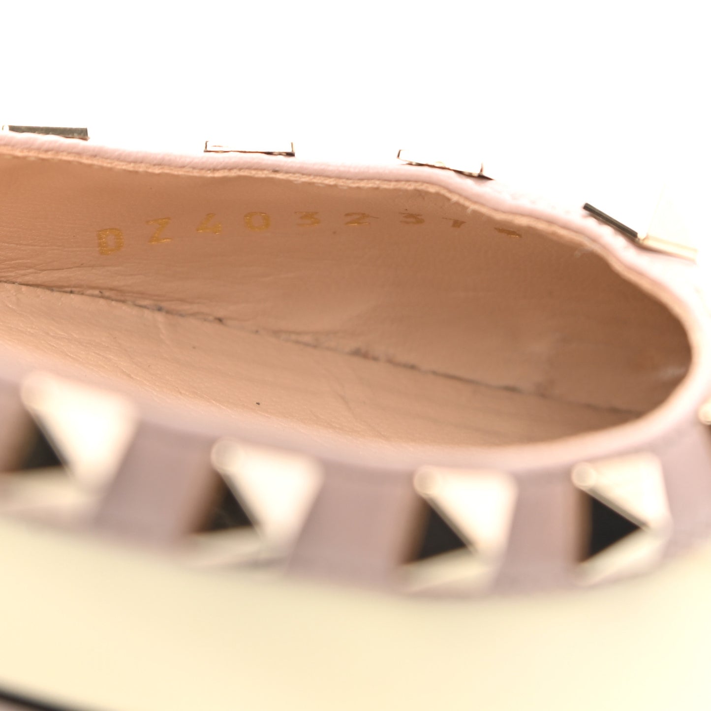 Patent Rockstud Ballerina Flats 37.5 Ivory Poudre