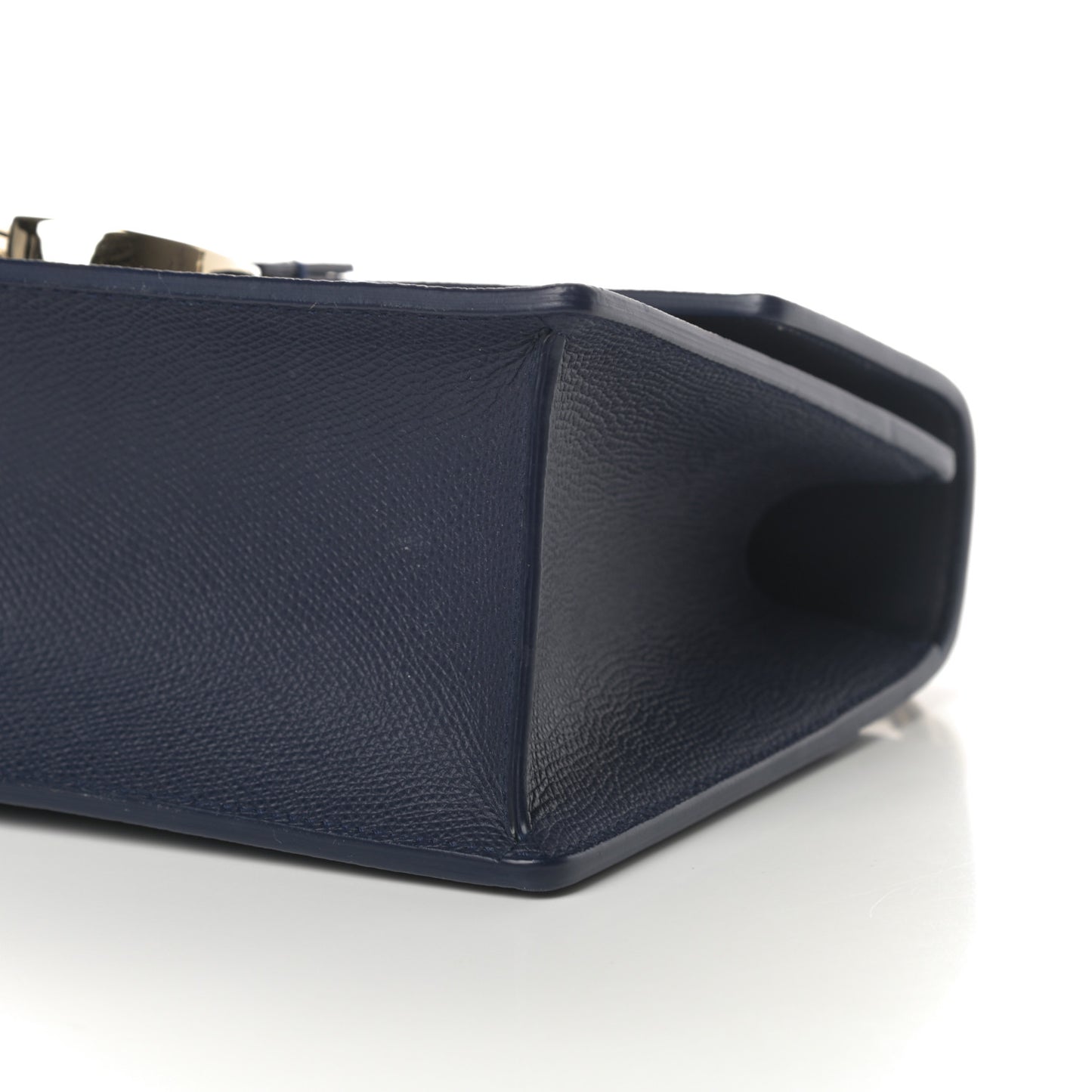 Grained Calfskin 30 Montaigne Chain Flap Bag Navy