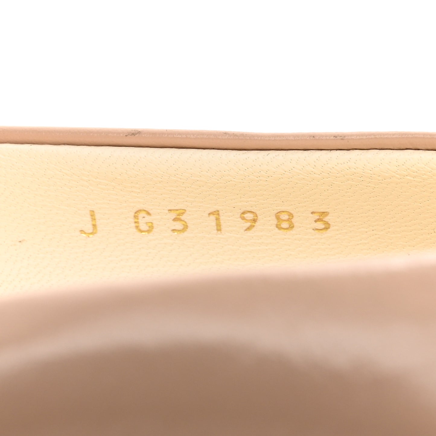 Shiny Calfskin Grosgrain Cap Toe CC Pearl Pumps 37 Beige Black