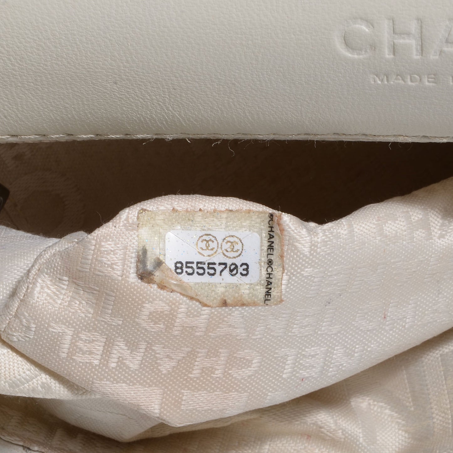 Lambskin Chocolate Bar 5 Chain Flap White