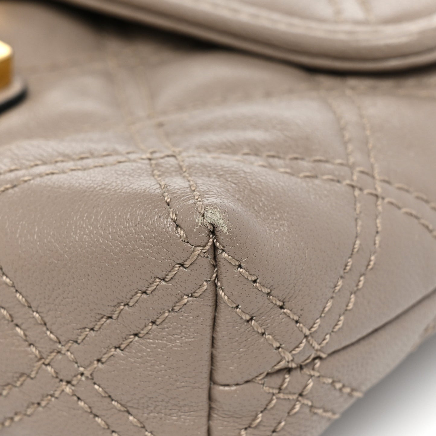 Lacquered Lambskin Baroque Single Flap Grey