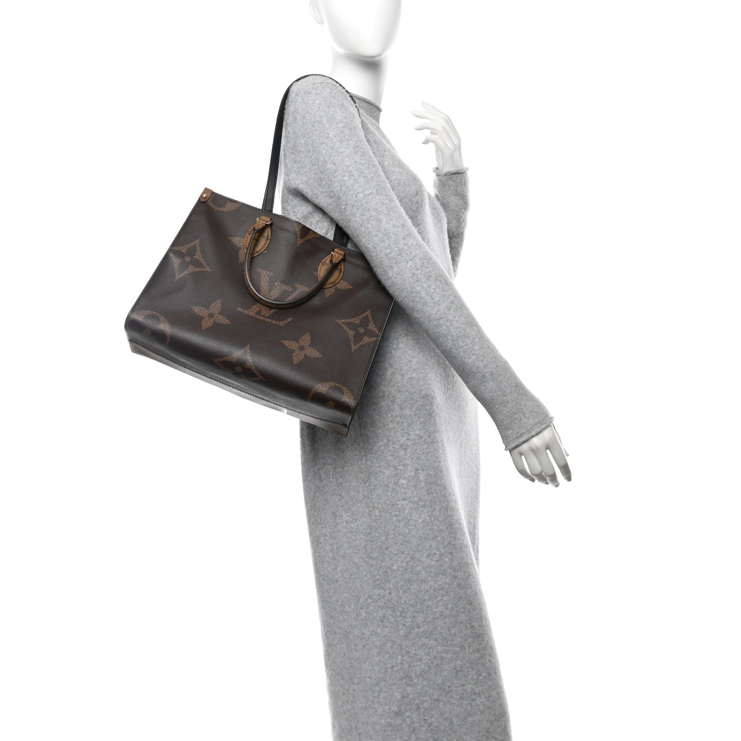 Louis Vuitton Reverse Monogram Giant Onthego MM 2 of 11