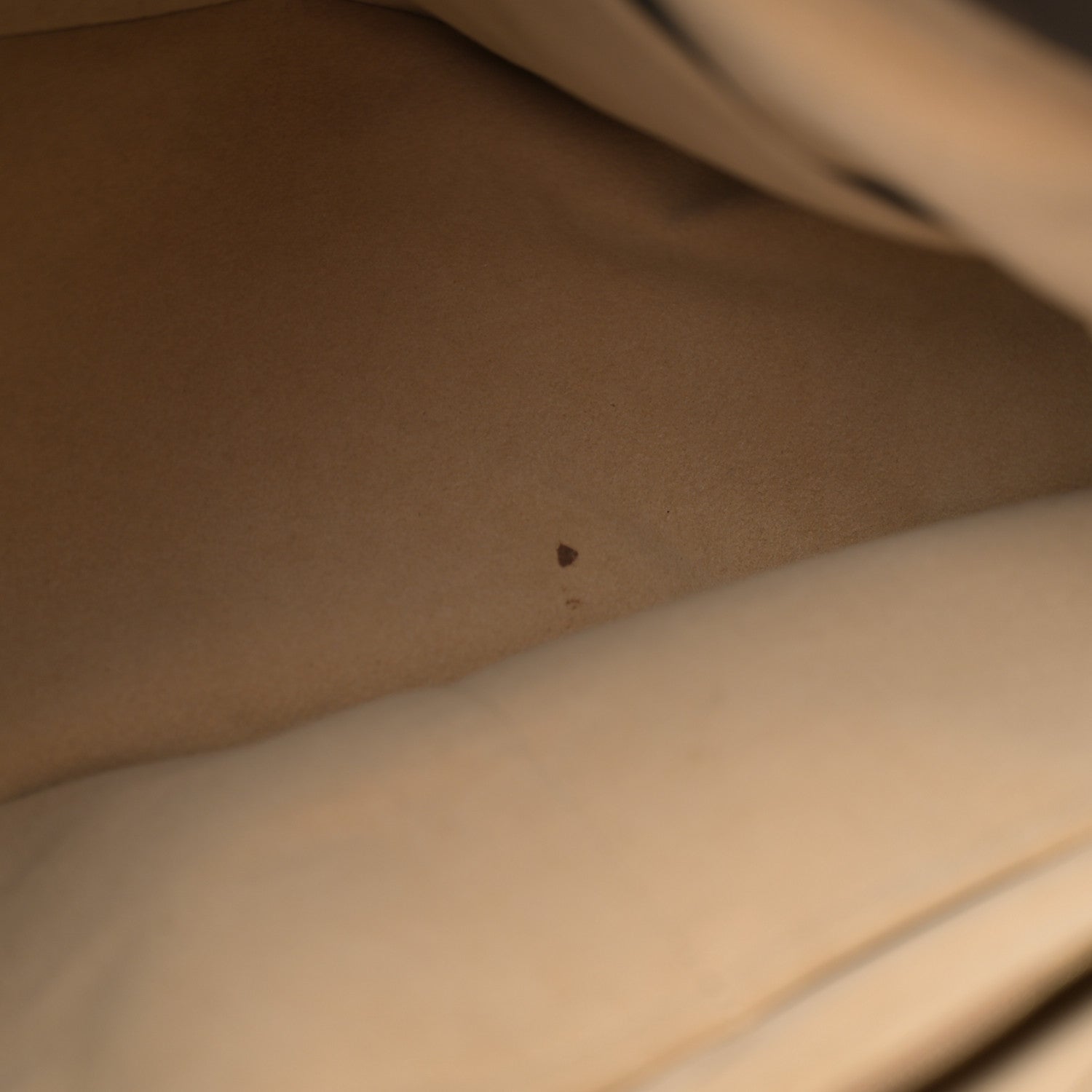 Louis Vuitton Monogram Artsy MM 10 of 13