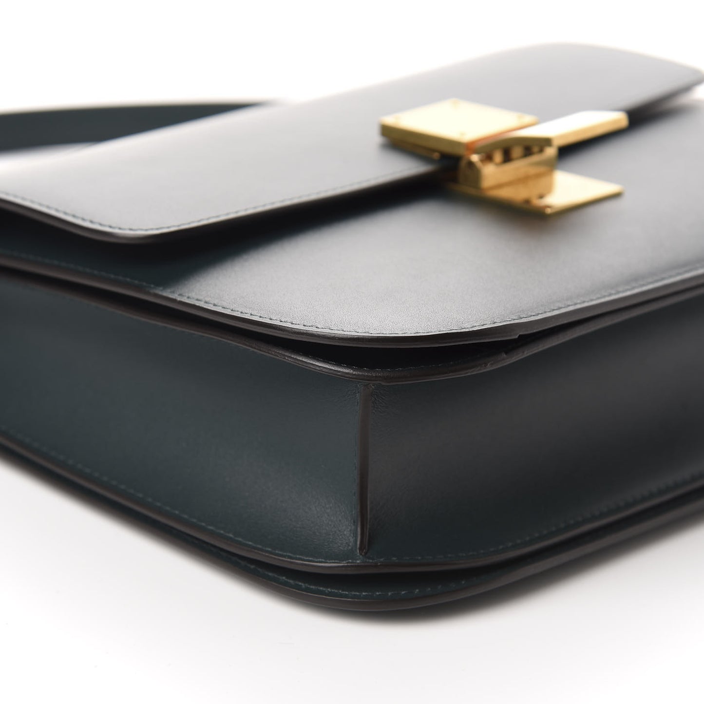 Box Calfskin Classic Box Medium Flap Bag Amazone