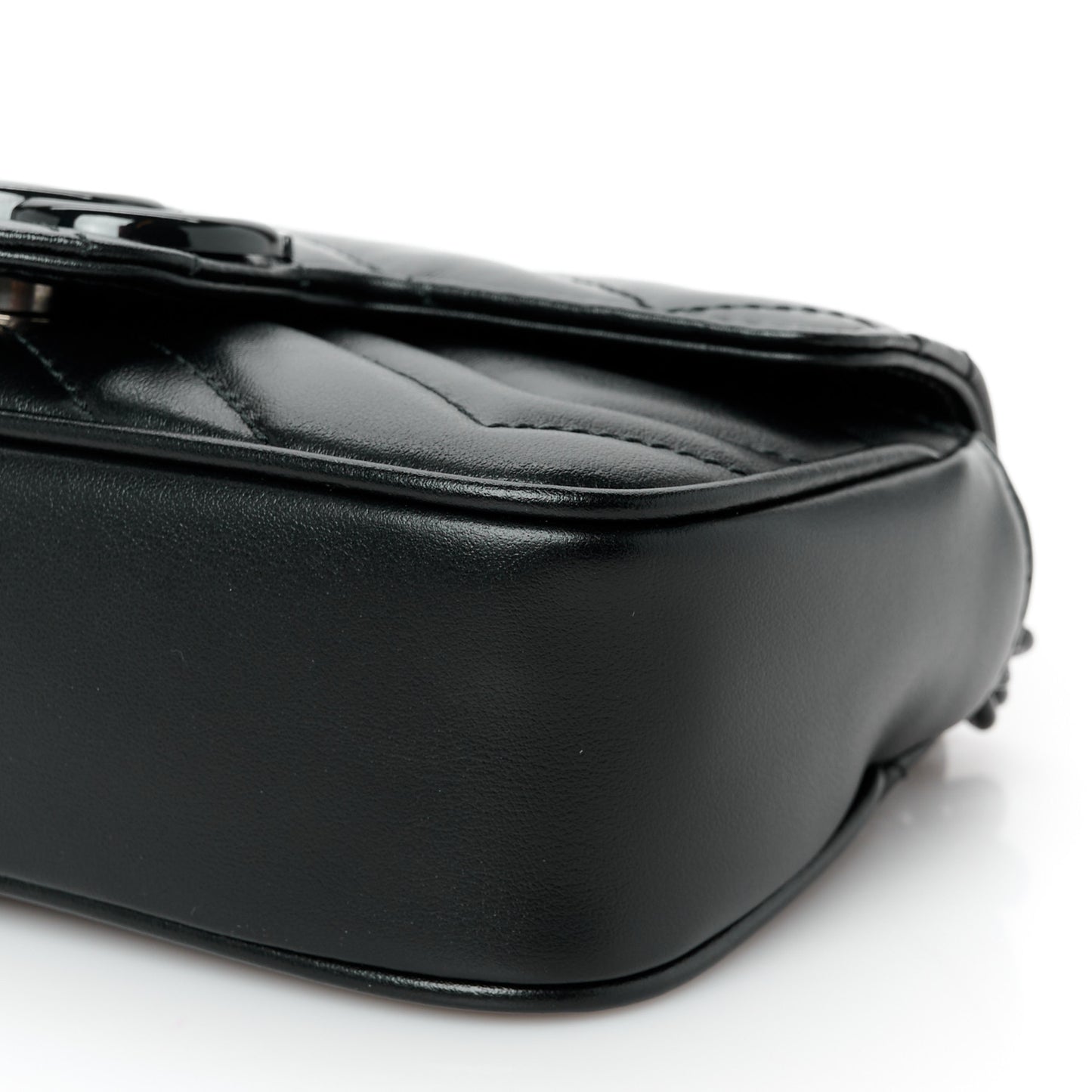 Calfskin Matelasse Monochrome GG Marmont Chain Belt Bag Black