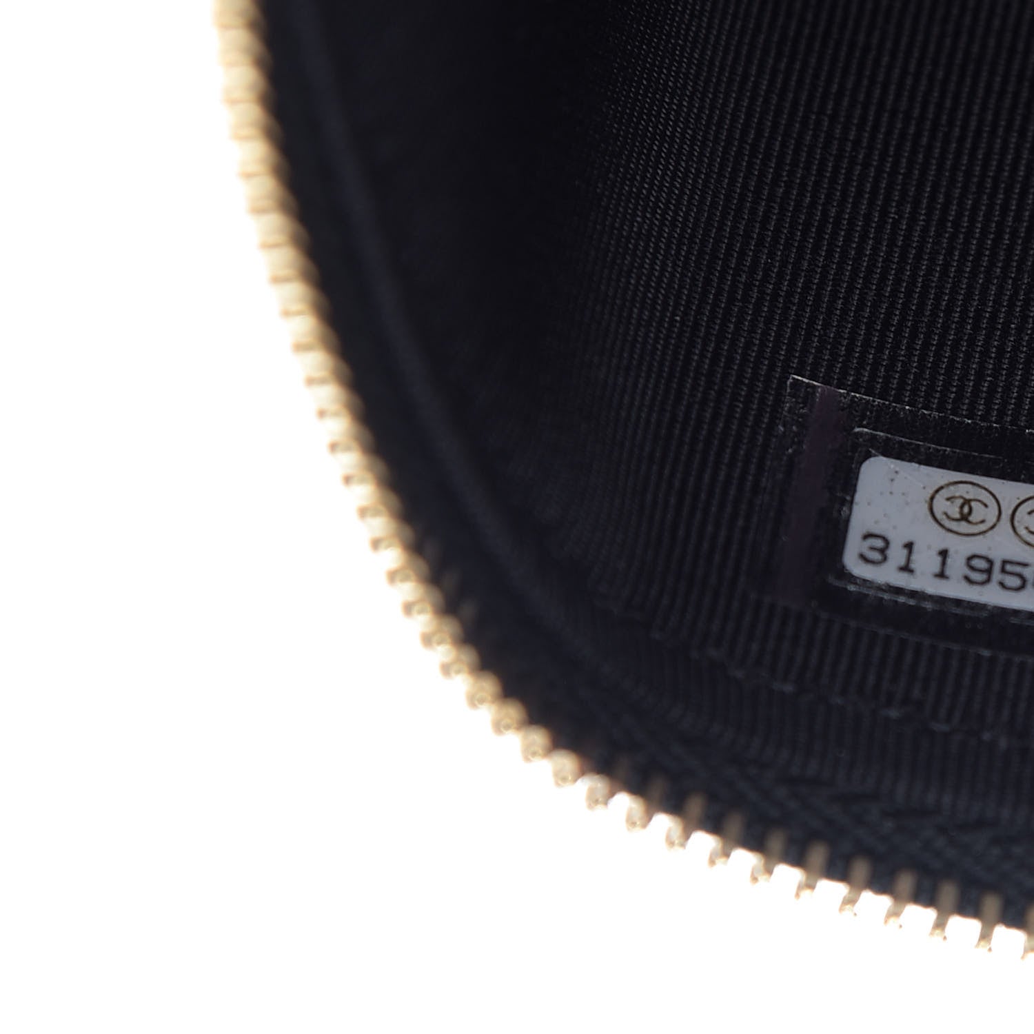 Chanel Caviar Quilted Mini Pearl On Top Vanity Case With Chain Black 17 of 18