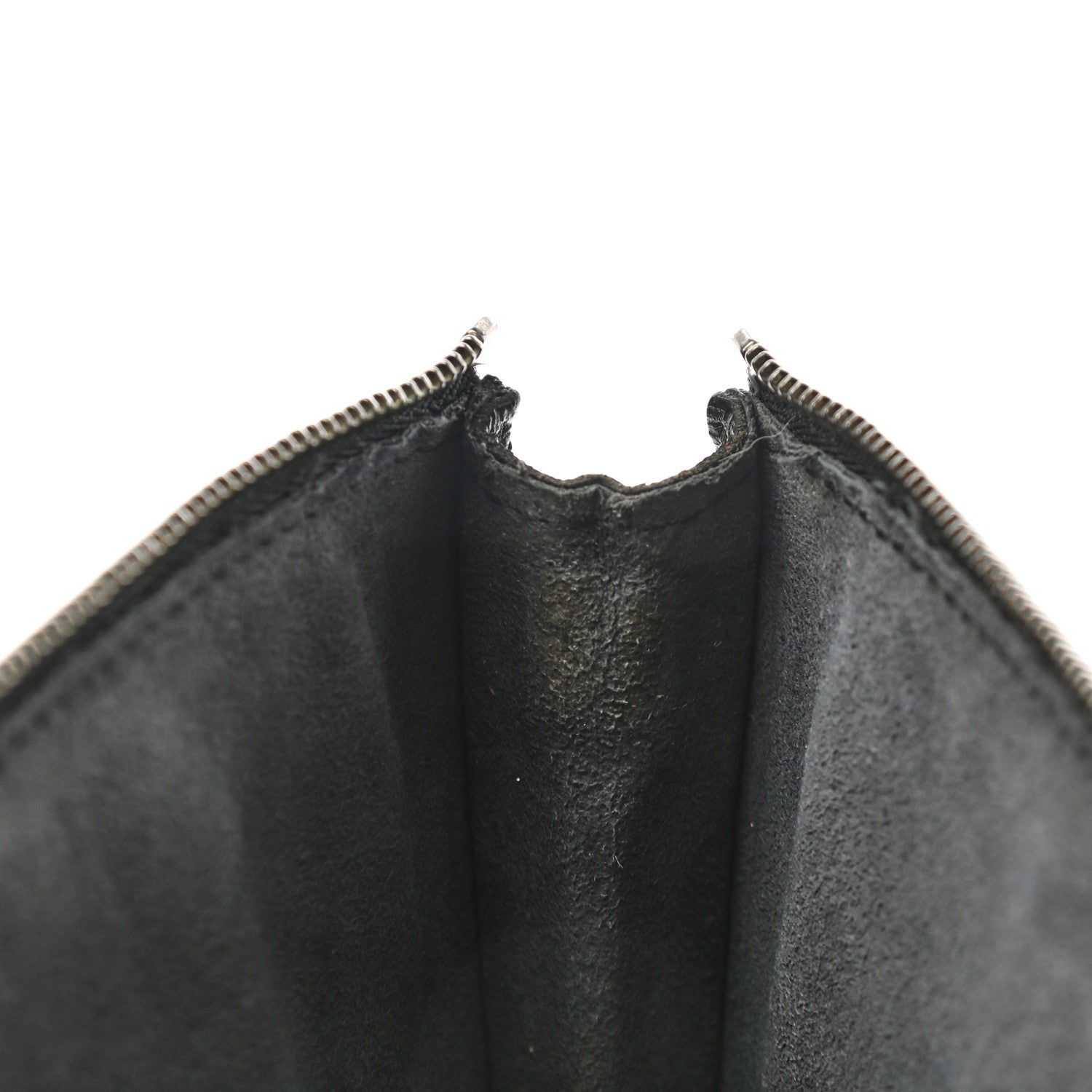 Louis Vuitton Epi Pochette Accessories 24 Black 10 of 11