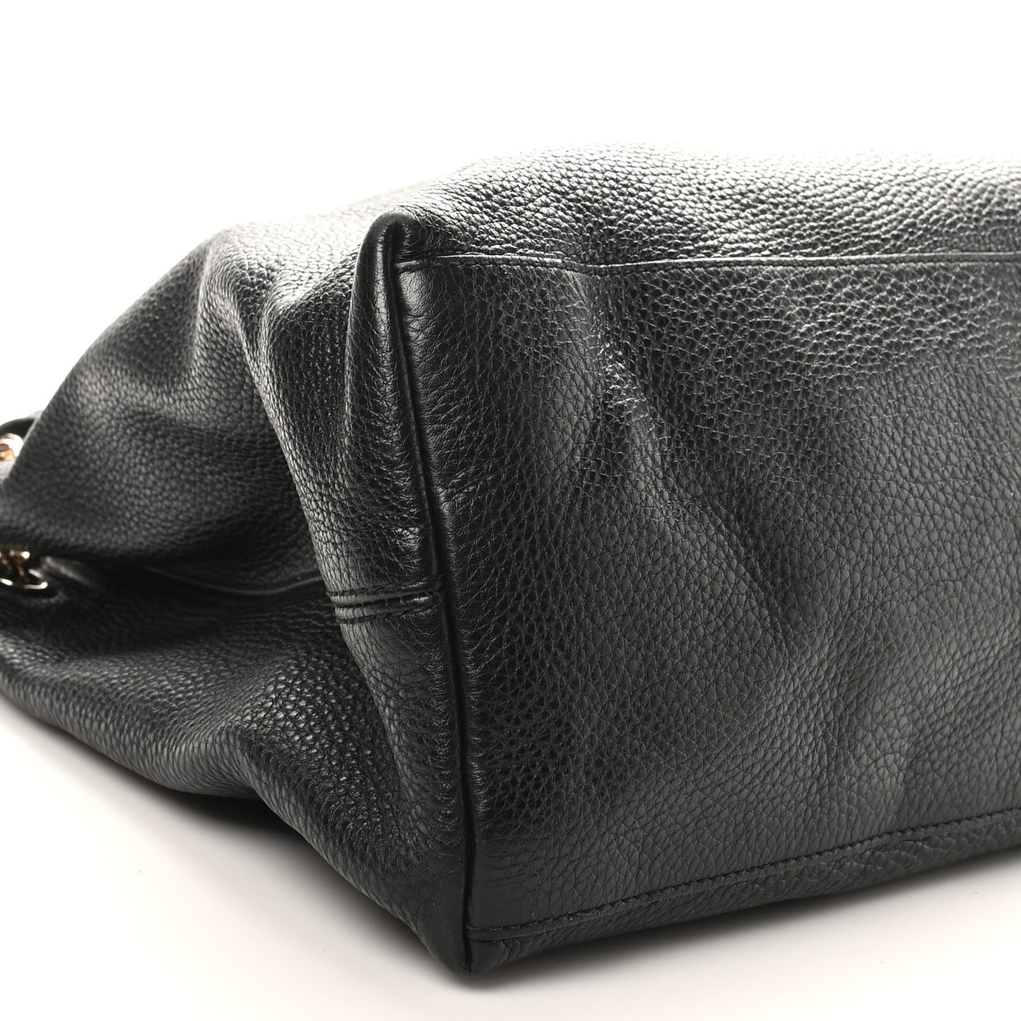 Pebbled Calfskin Medium Soho Chain Shoulder Bag Black