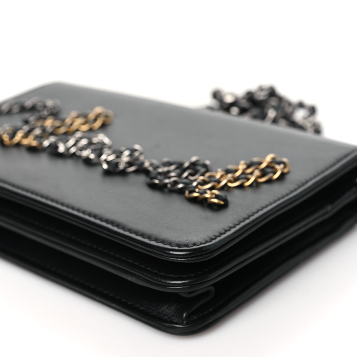 Calfskin Chain 20s Signe Wallet on Chain WOC Black