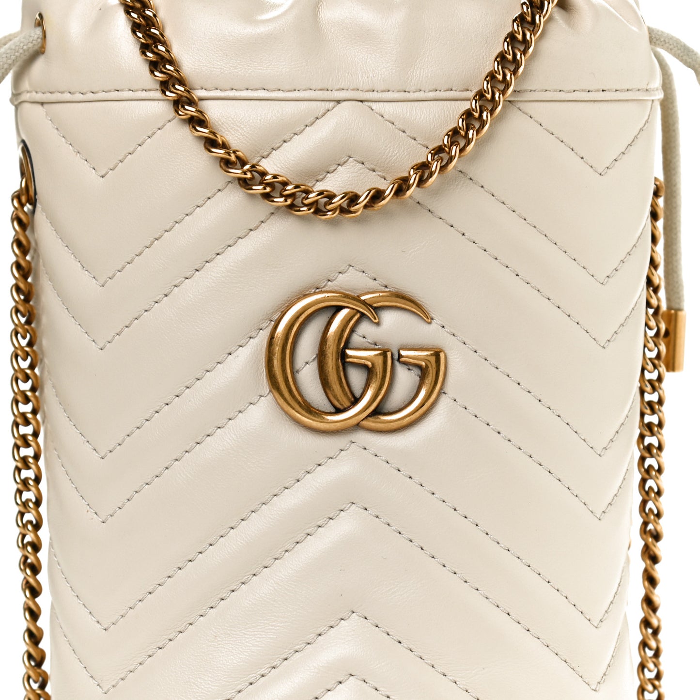 Calfskin Matelasse Mini GG Marmont 2.0 Bucket Bag White