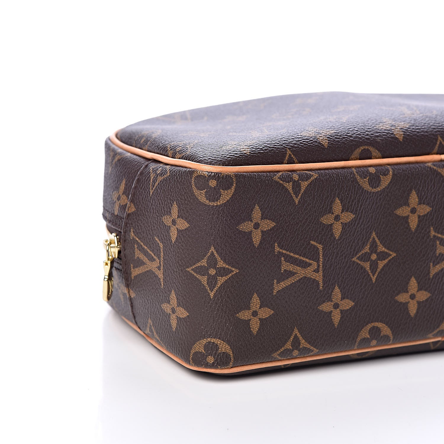 Louis Vuitton Monogram Toiletry Bag 25 6 of 10
