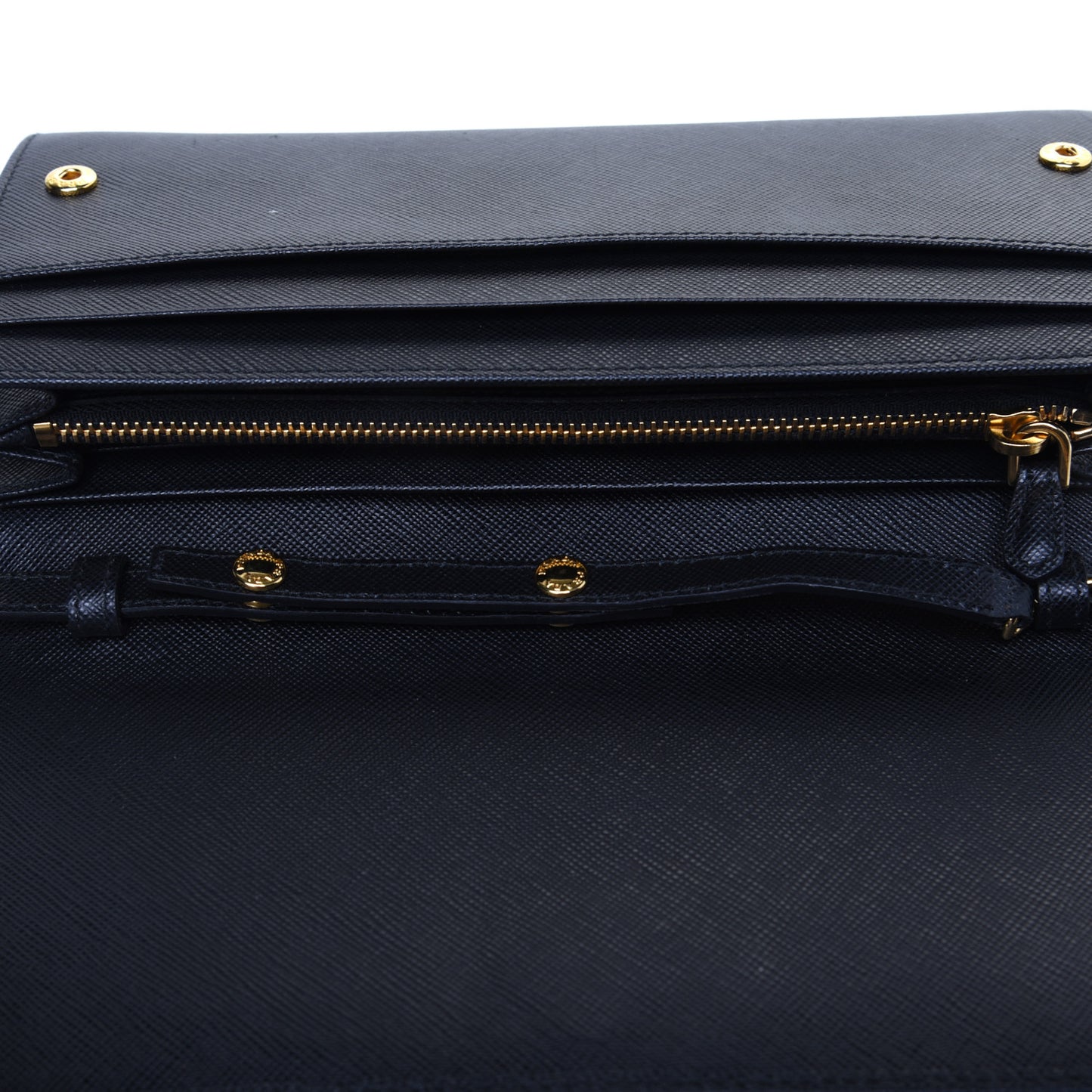 Saffiano Metal Oro Chain Wallet Black