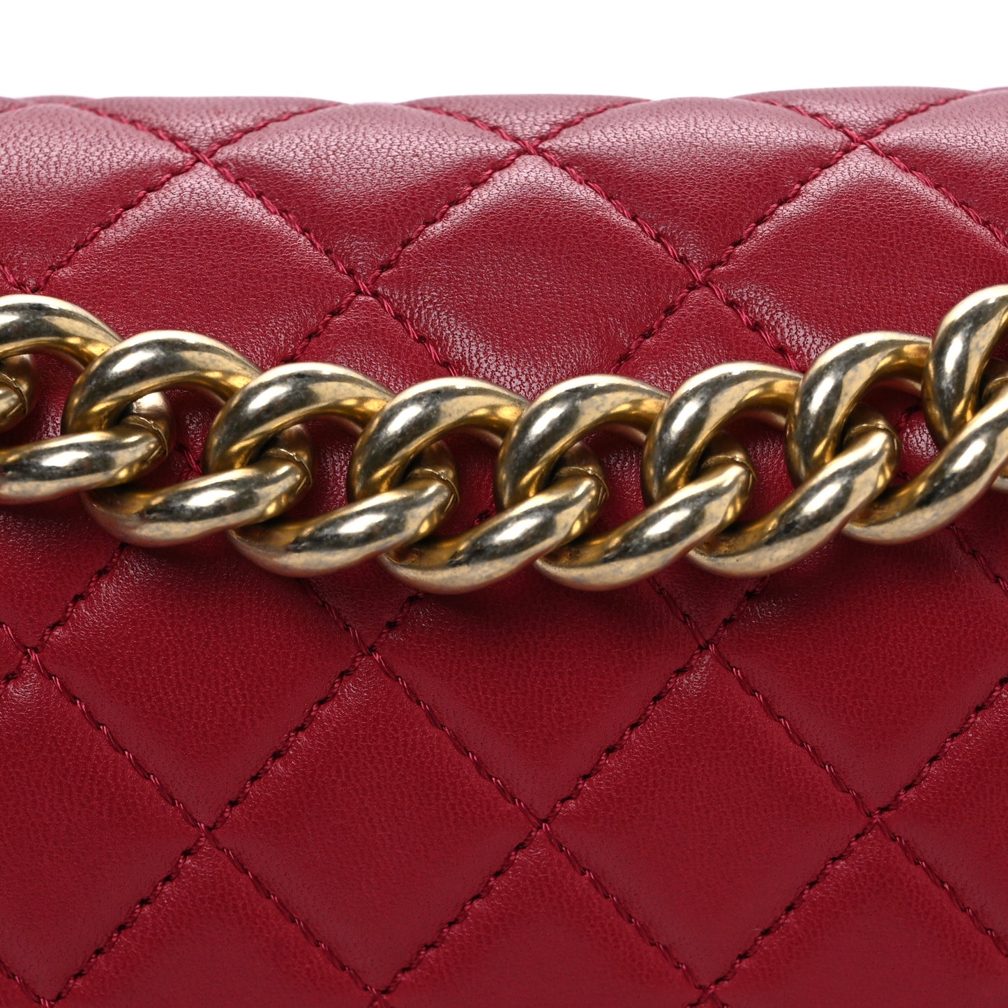 Lambskin Quilted Medium Boy Flap Red