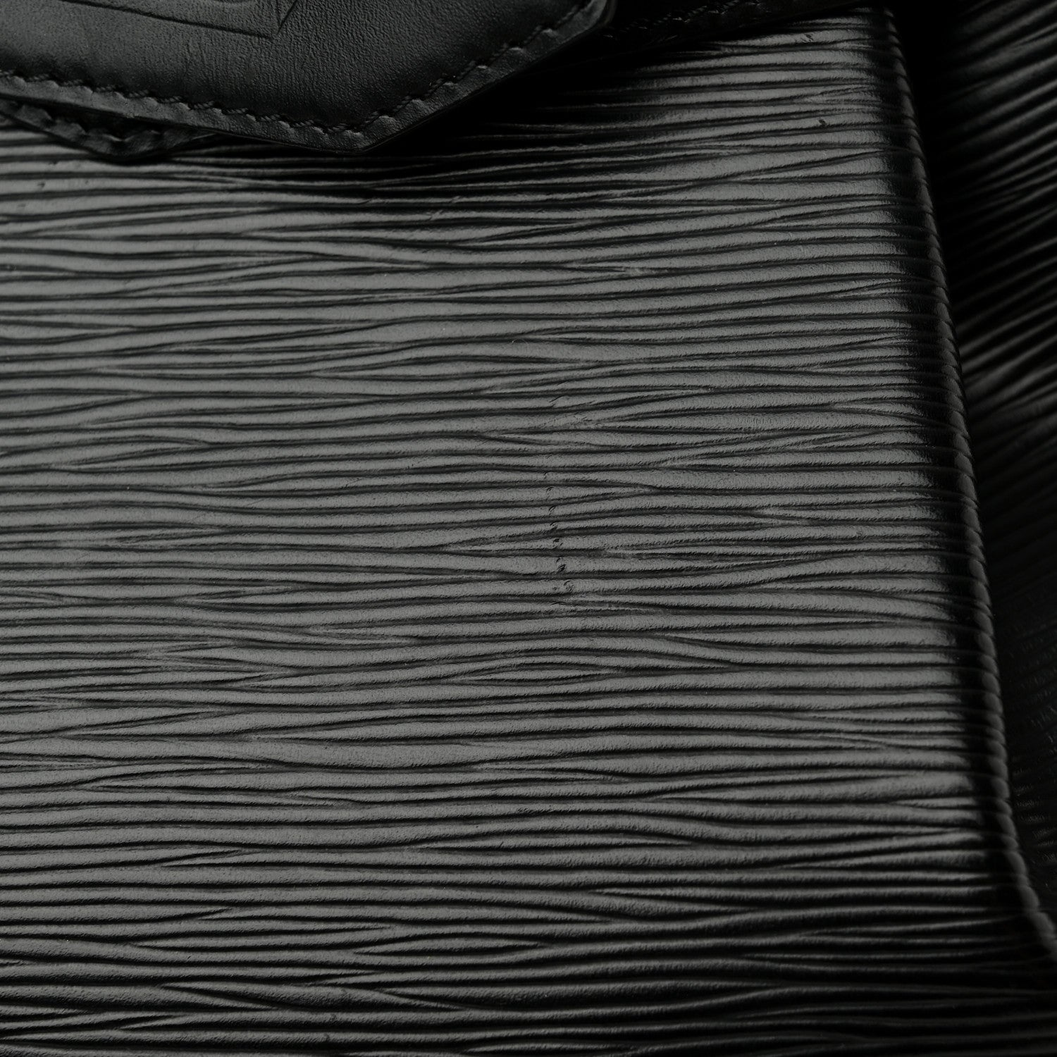 Louis Vuitton Epi Sac D'epaule Black 14 of 18