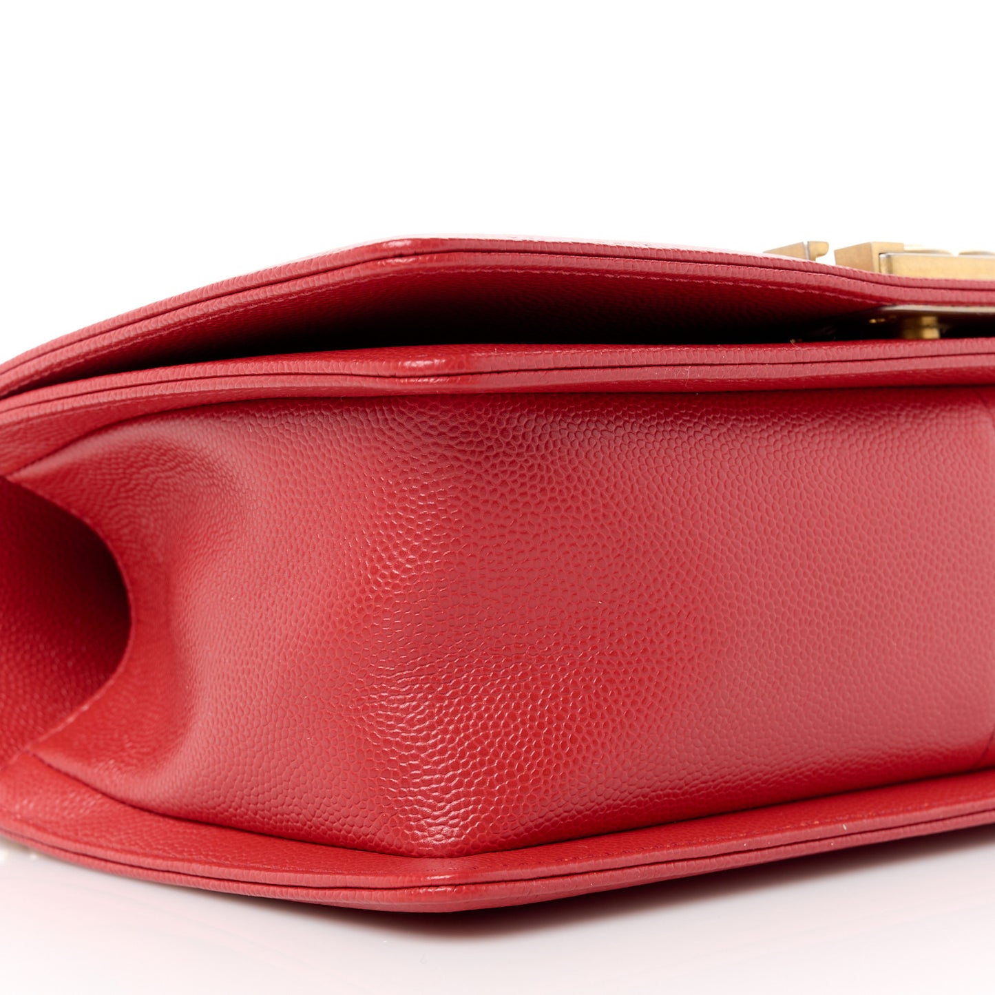 Caviar Chevron Quilted Medium Boy Flap Red