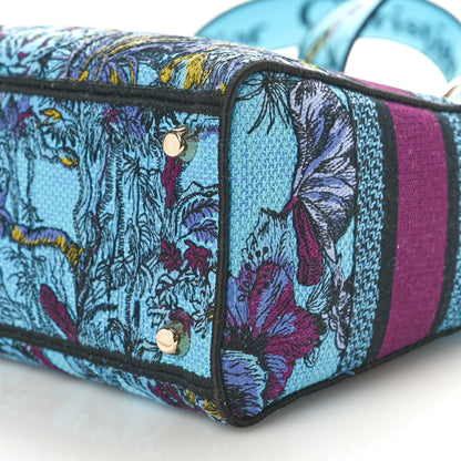 Christian Dior Canvas Toile de Jouy Voyage Embroidered Medium Lady D-Lite Celestial Blue 10 of 11