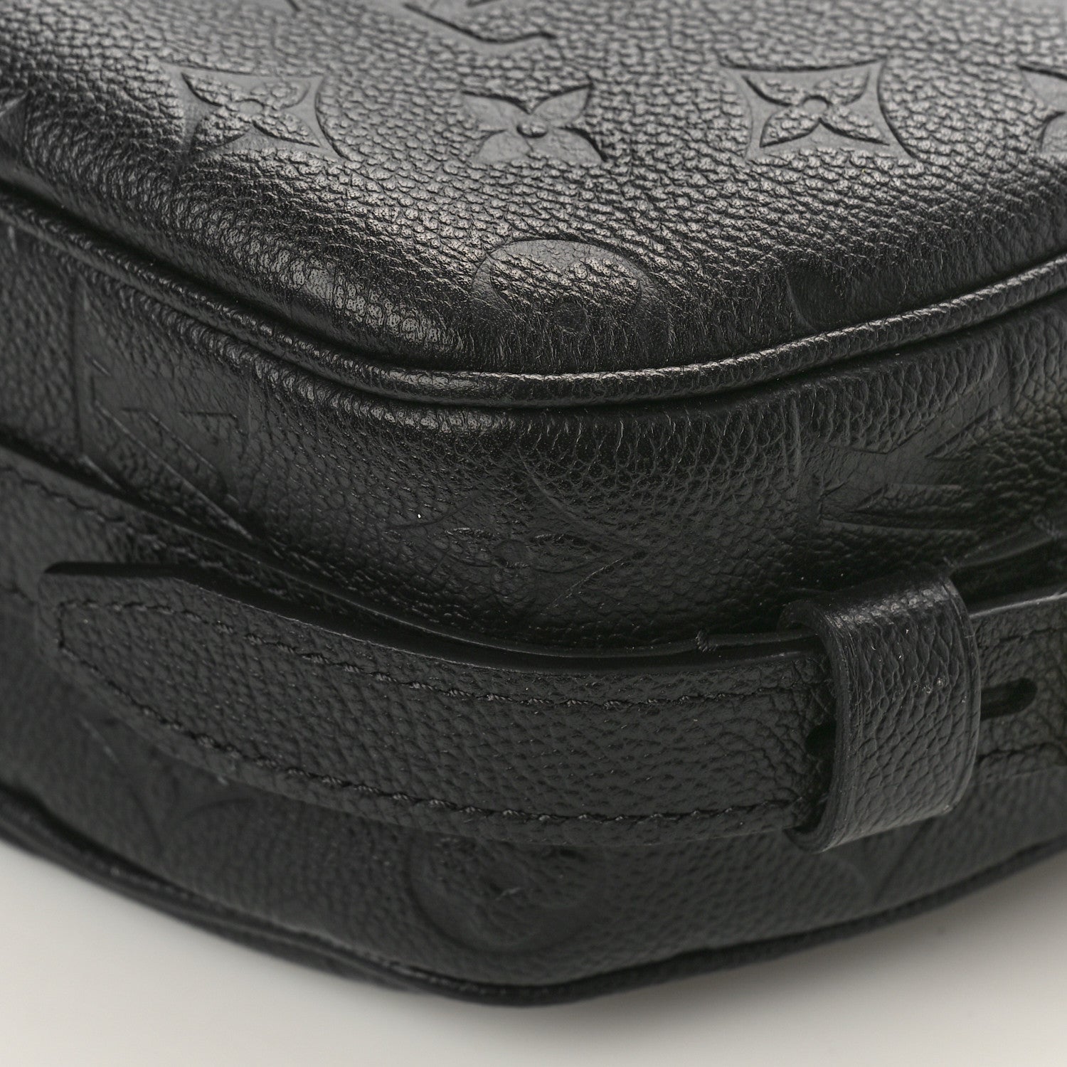 Louis Vuitton Empreinte Boite Chapeau Souple MM Black 7 of 7