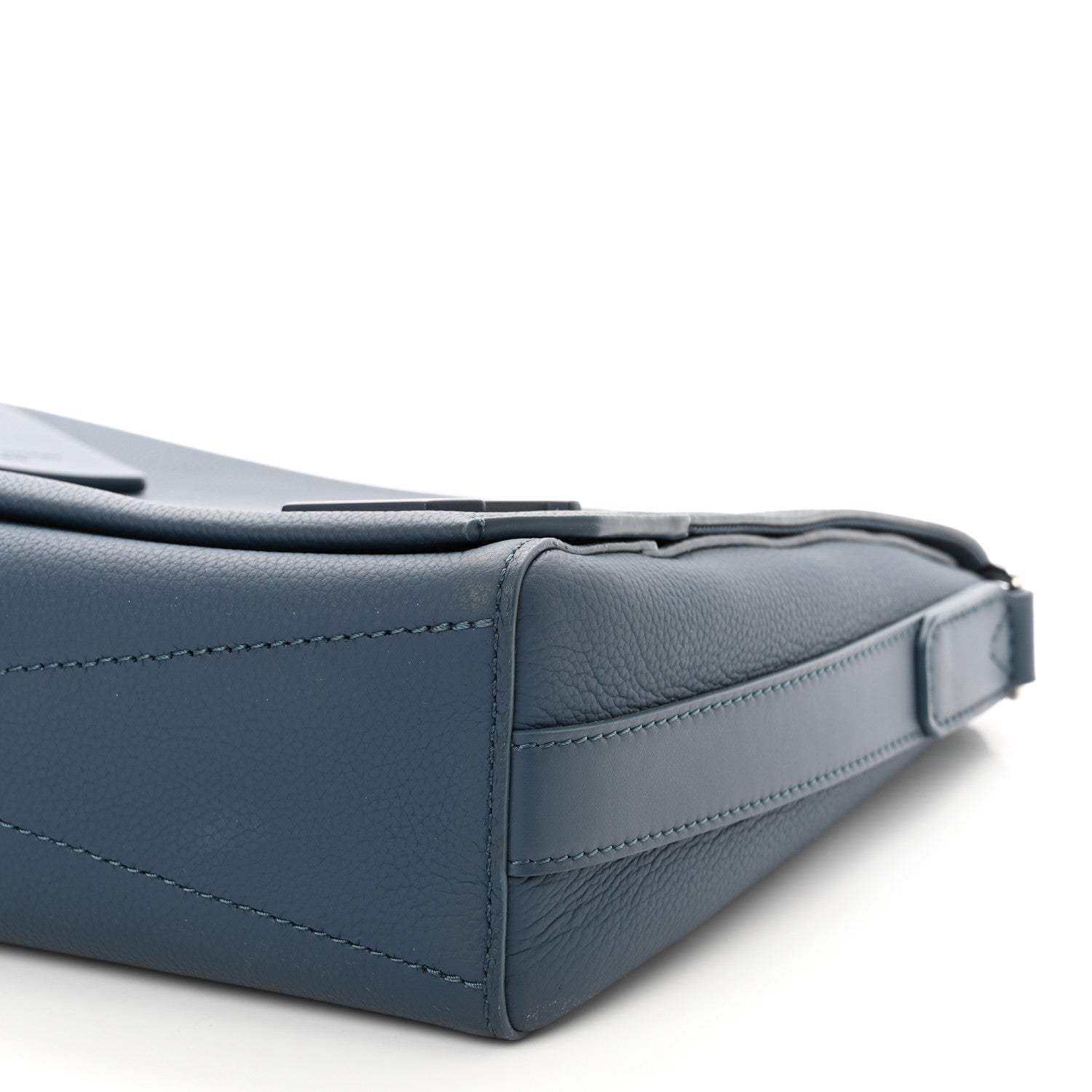 Louis Vuitton Calfskin Aerogram Takeoff Messenger Blue 10 of 10